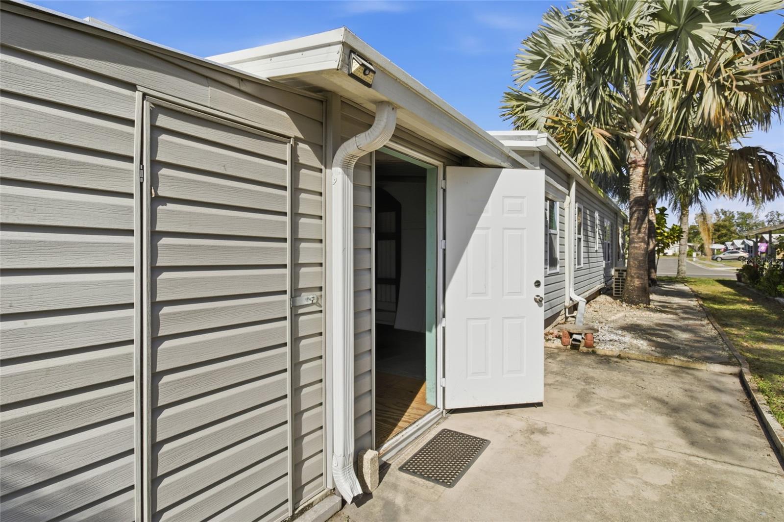 Image 33 of 43 For 36434 Malibu Way