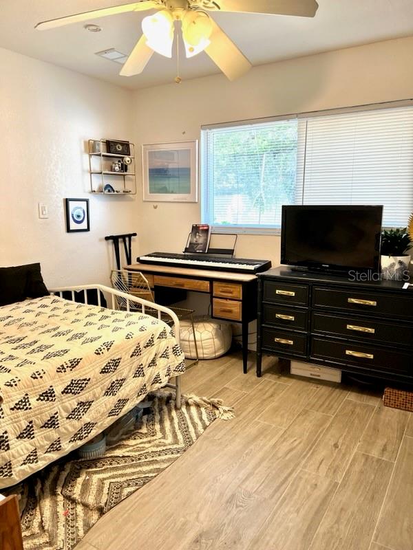 Image 10 of 15 For 1704 Lois Avenue