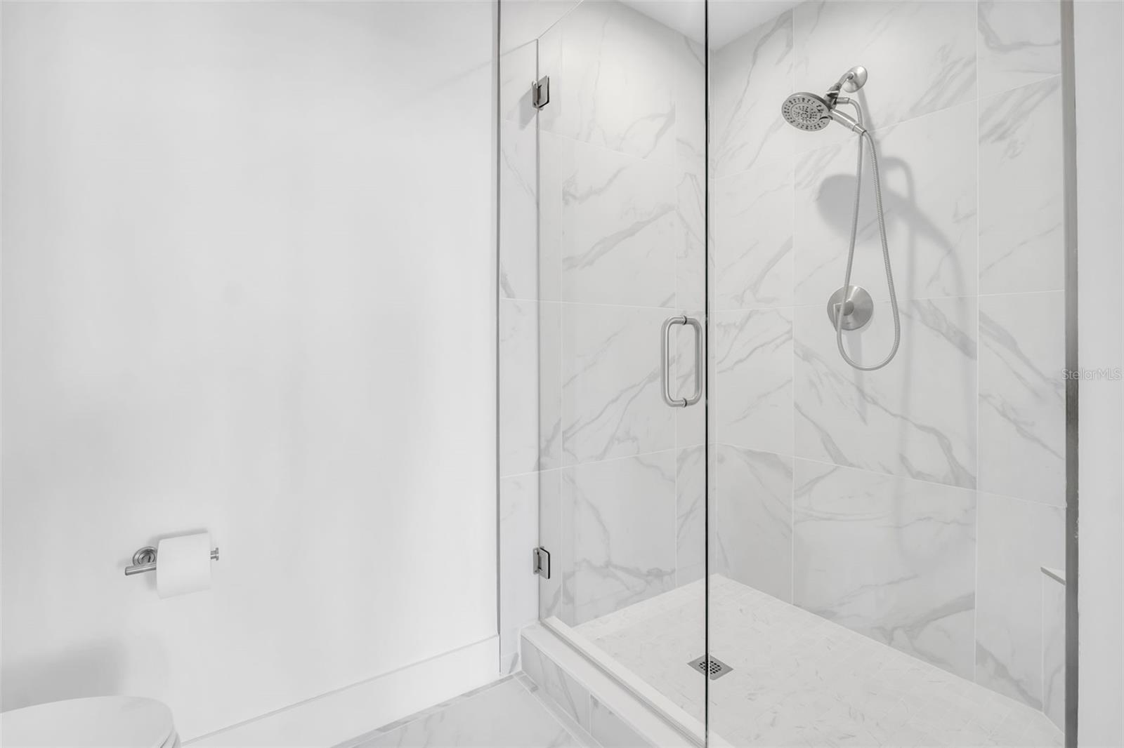 Image 14 of 62 For 175 1st Street S 1008