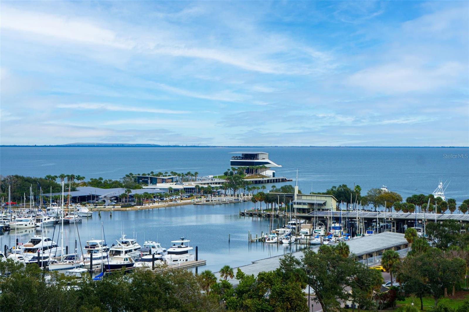 Image 2 of 62 For 175 1st Street S 1008