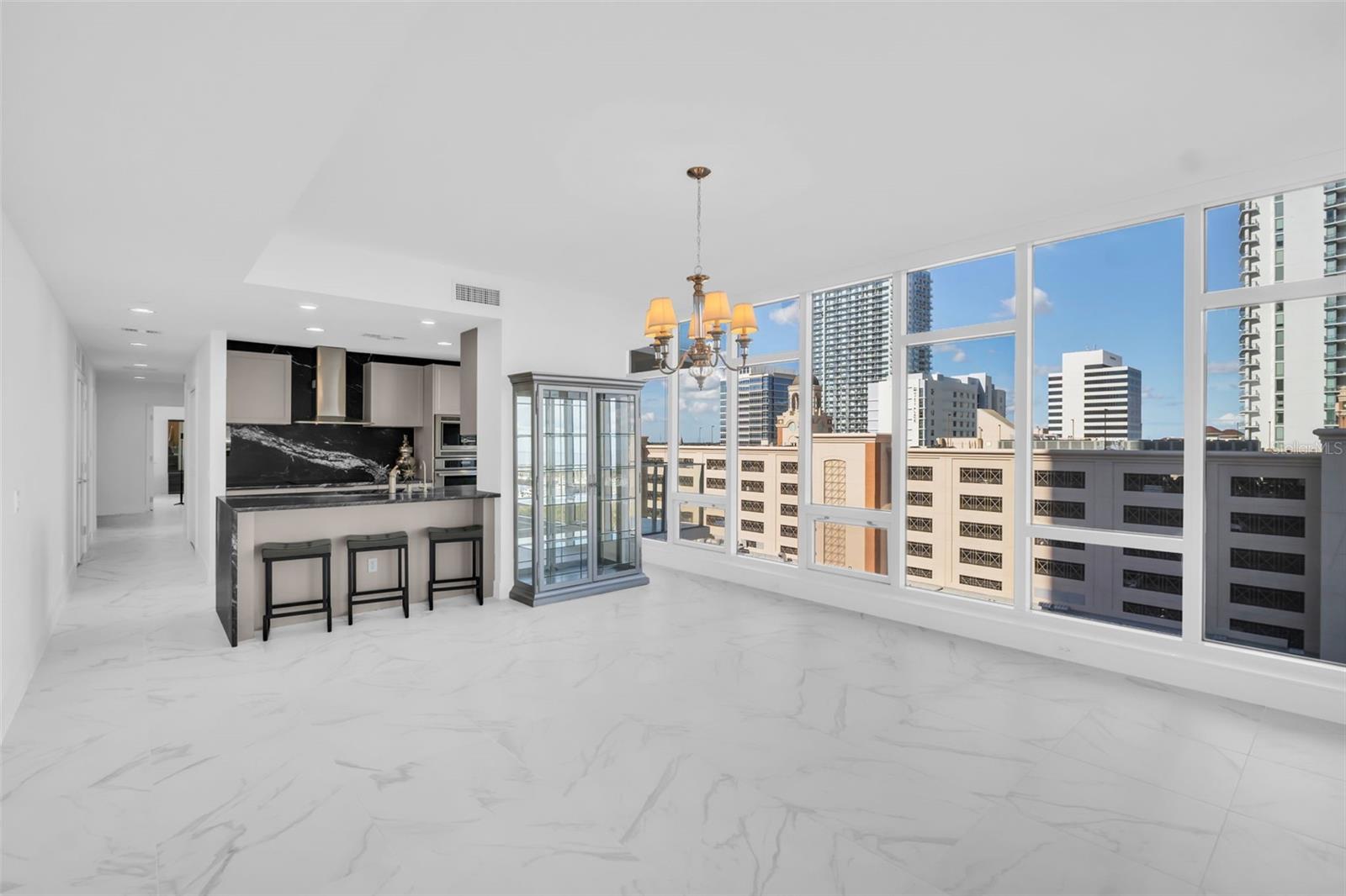 Image 34 of 62 For 175 1st Street S 1008