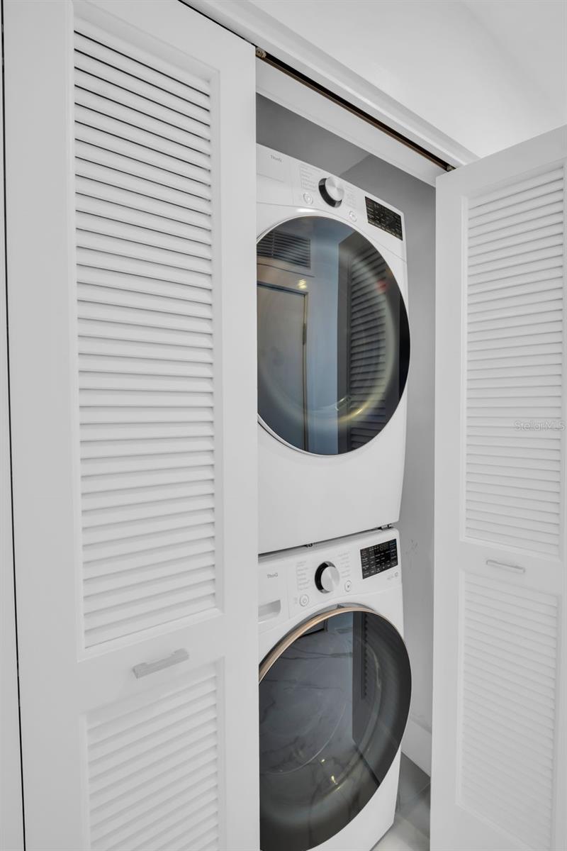 Image 39 of 62 For 175 1st Street S 1008