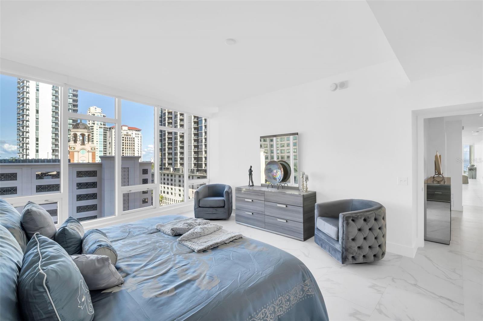 Image 8 of 62 For 175 1st Street S 1008