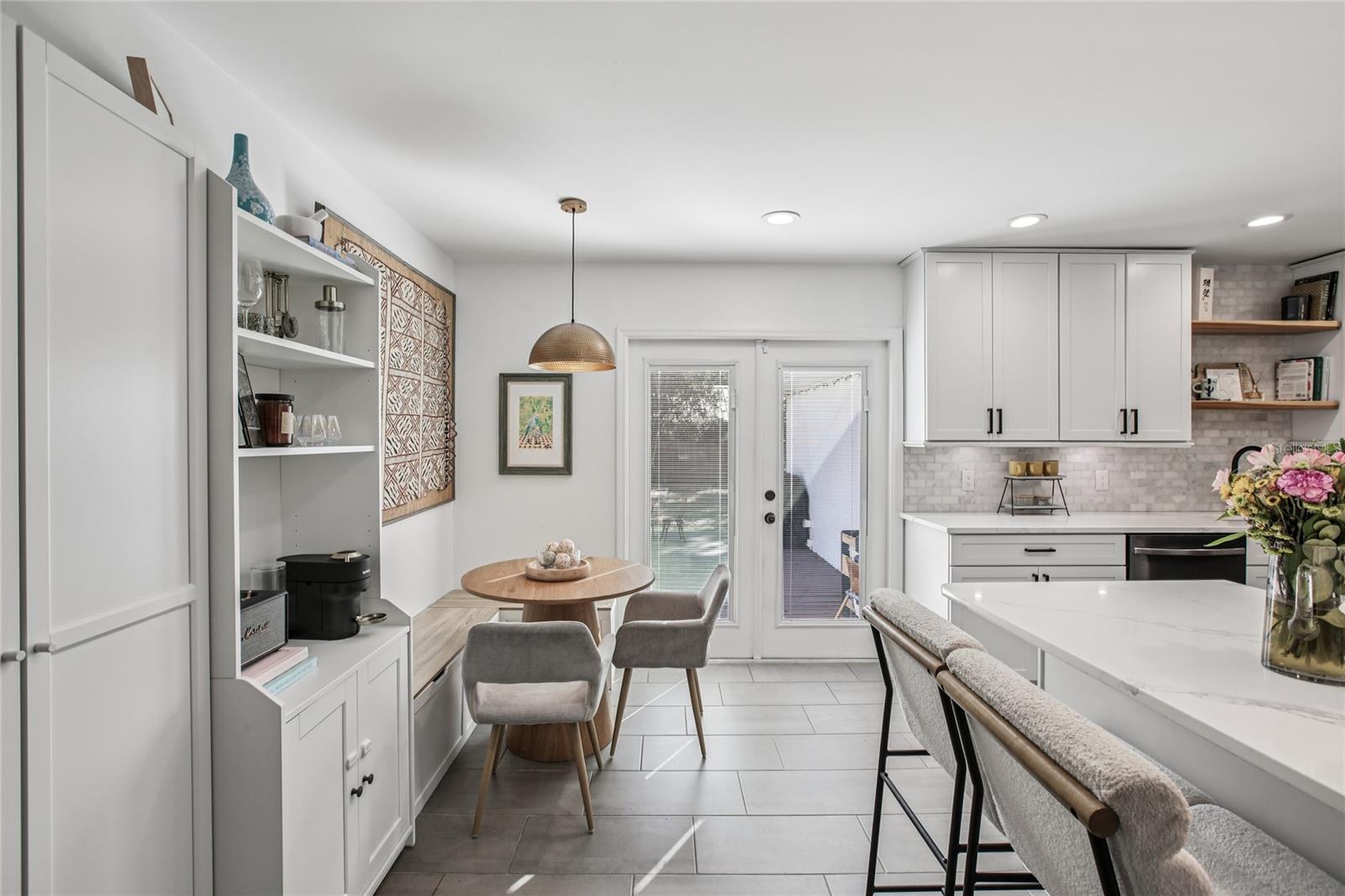 Image 13 of 29 For 204 Powhatan Avenue