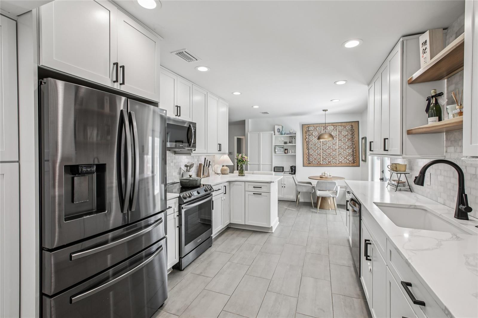 Image 15 of 29 For 204 Powhatan Avenue