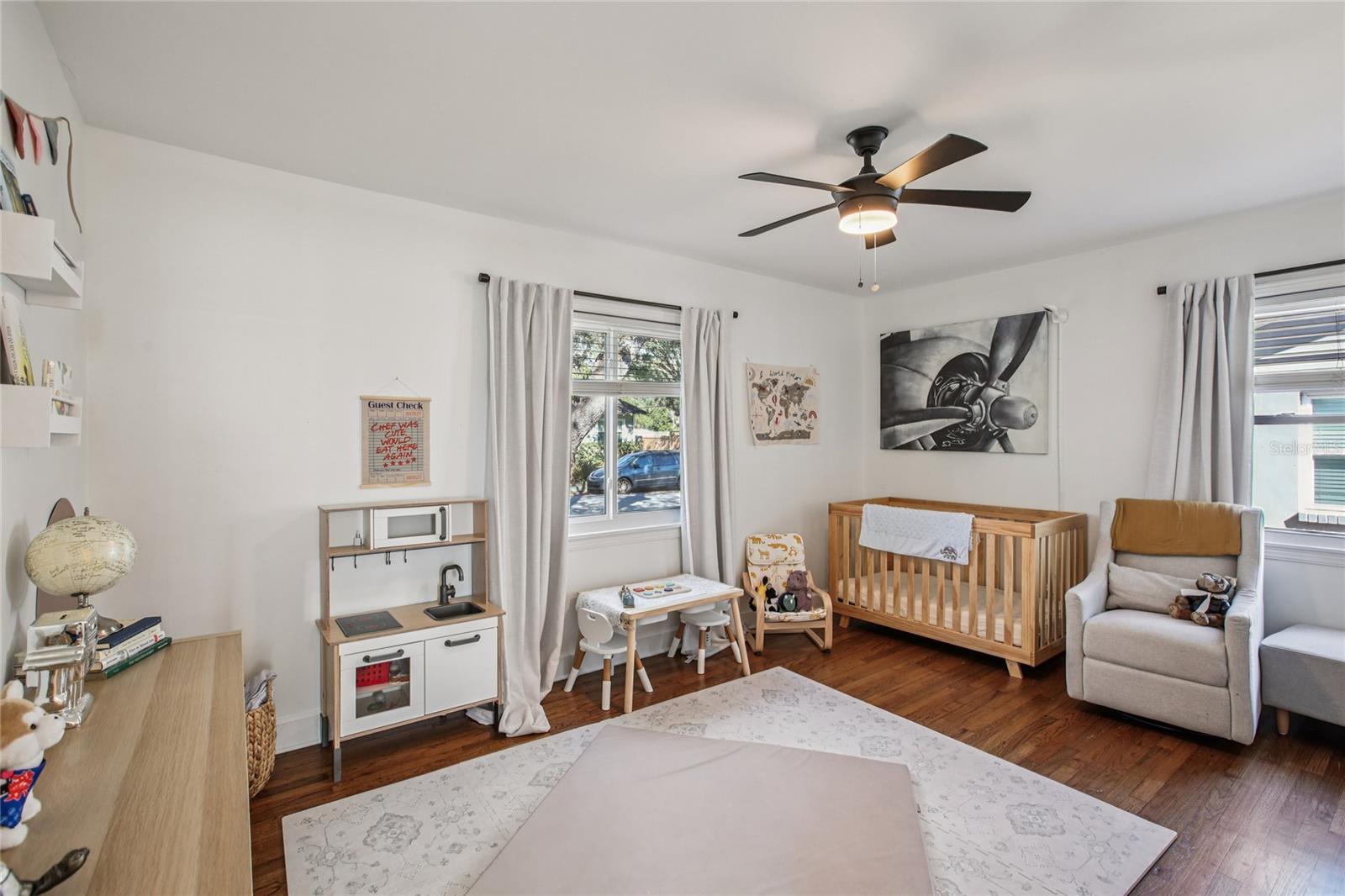 Image 21 of 29 For 204 Powhatan Avenue