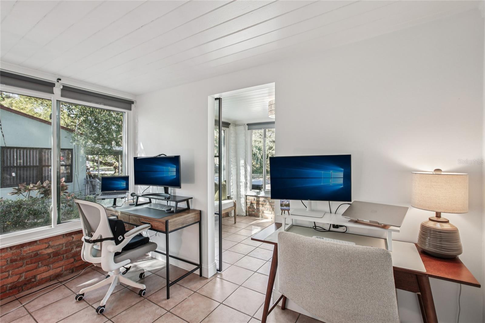 Image 7 of 29 For 204 Powhatan Avenue