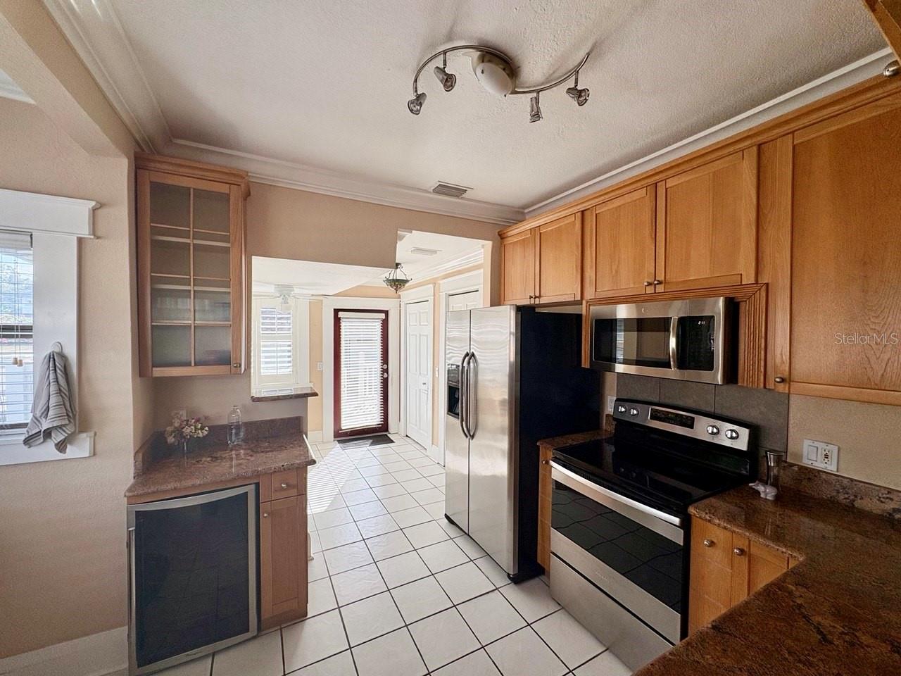 Image 10 of 24 For 302 Haya Street