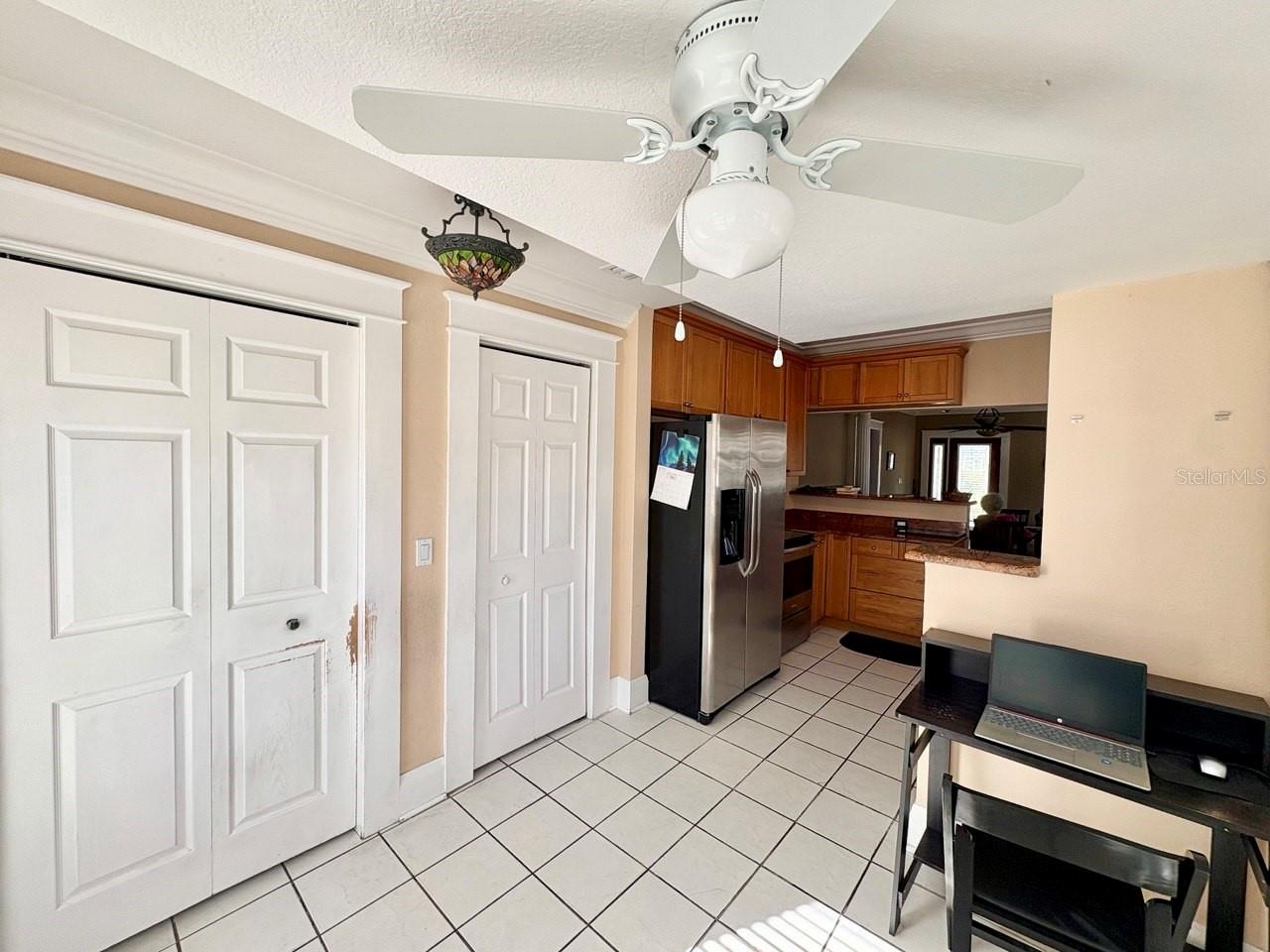 Image 12 of 24 For 302 Haya Street