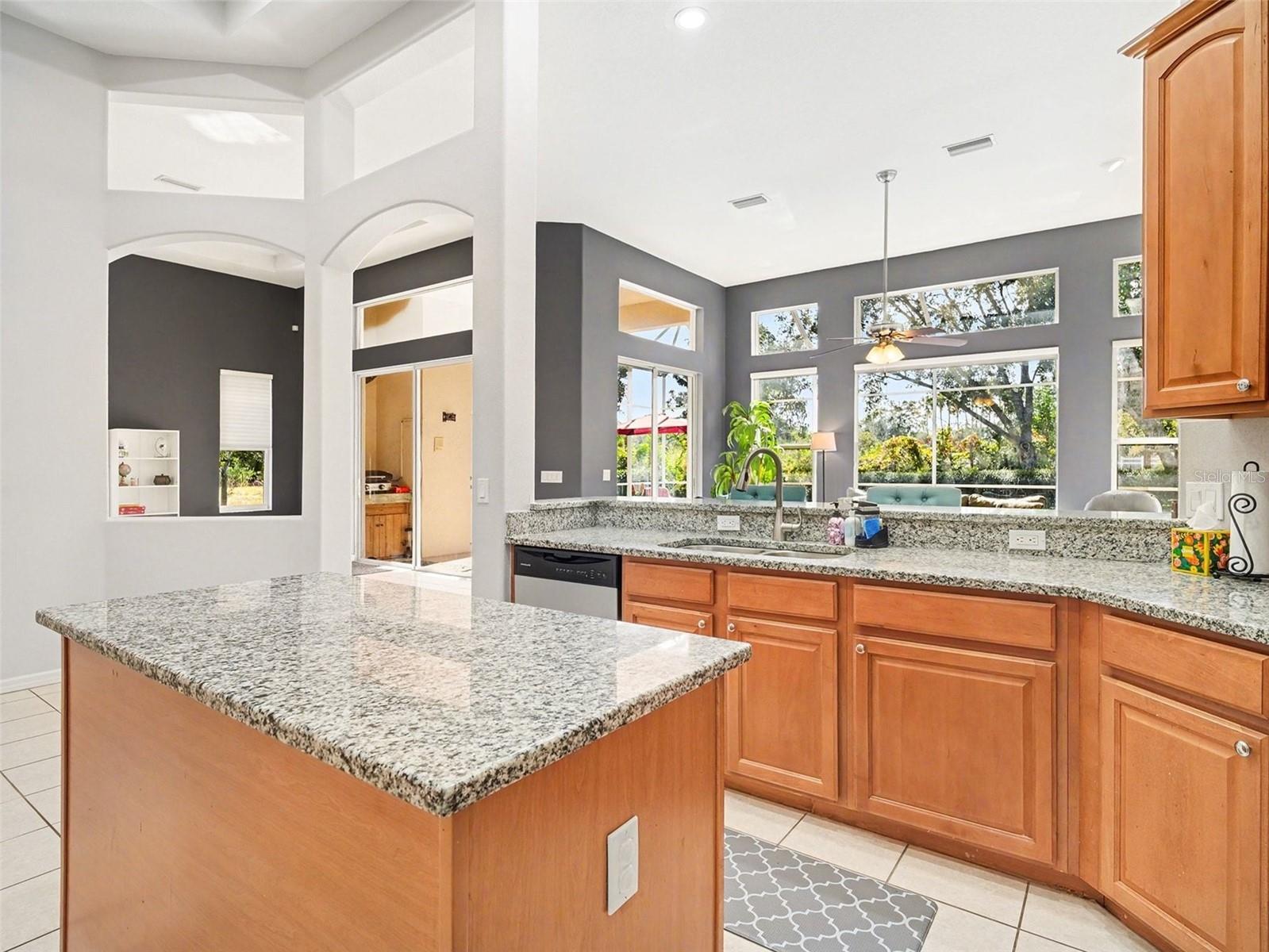 Image 16 of 34 For 8443 Sailing Loop