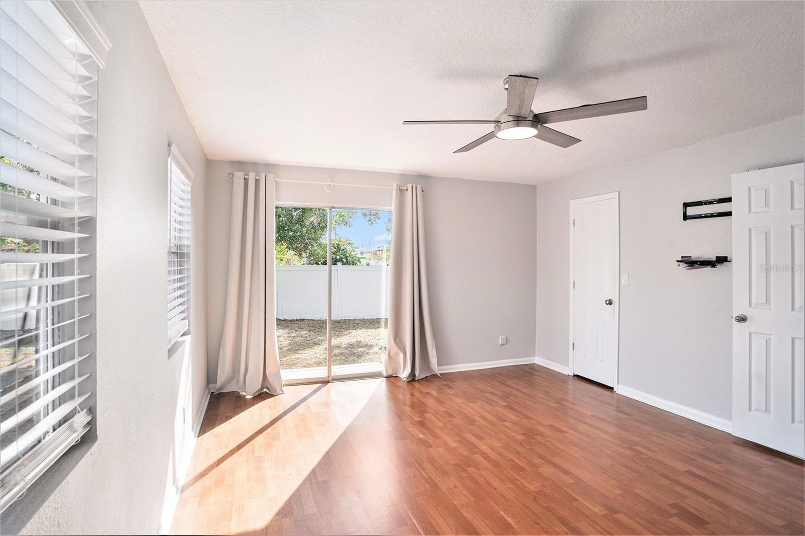 Image 13 of 26 For 2906 Dewey Street