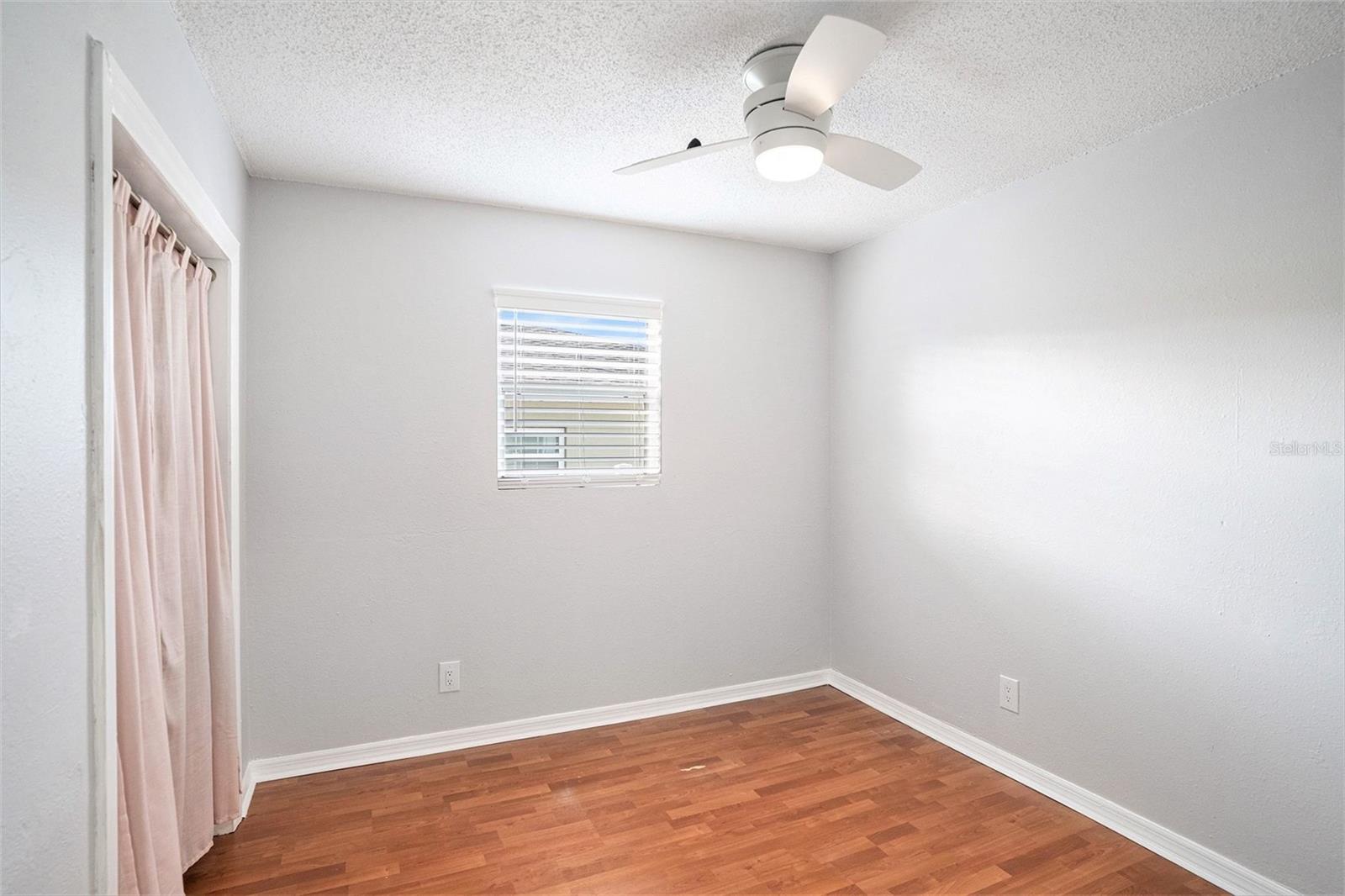 Image 17 of 26 For 2906 Dewey Street