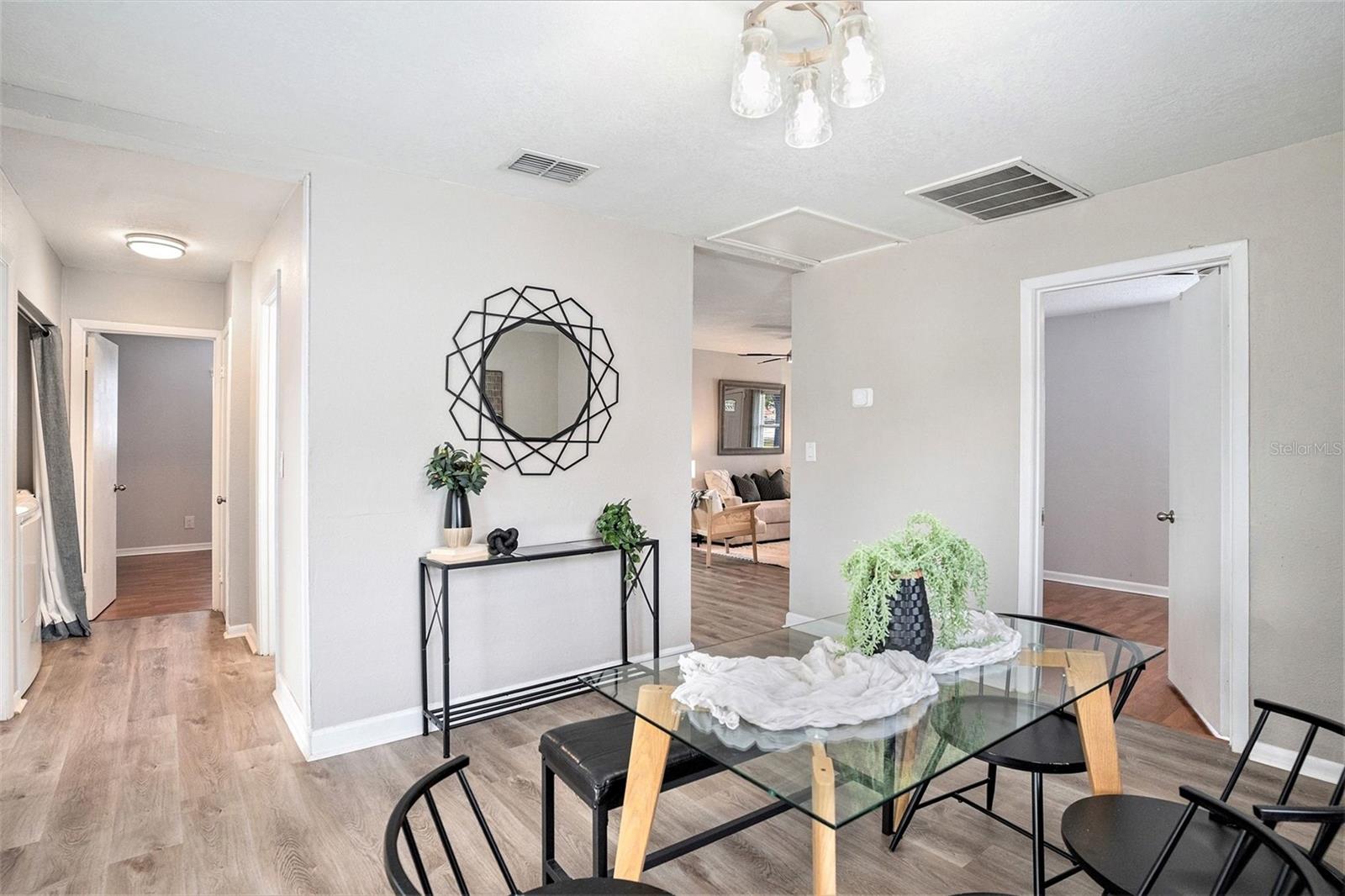 Image 7 of 26 For 2906 Dewey Street