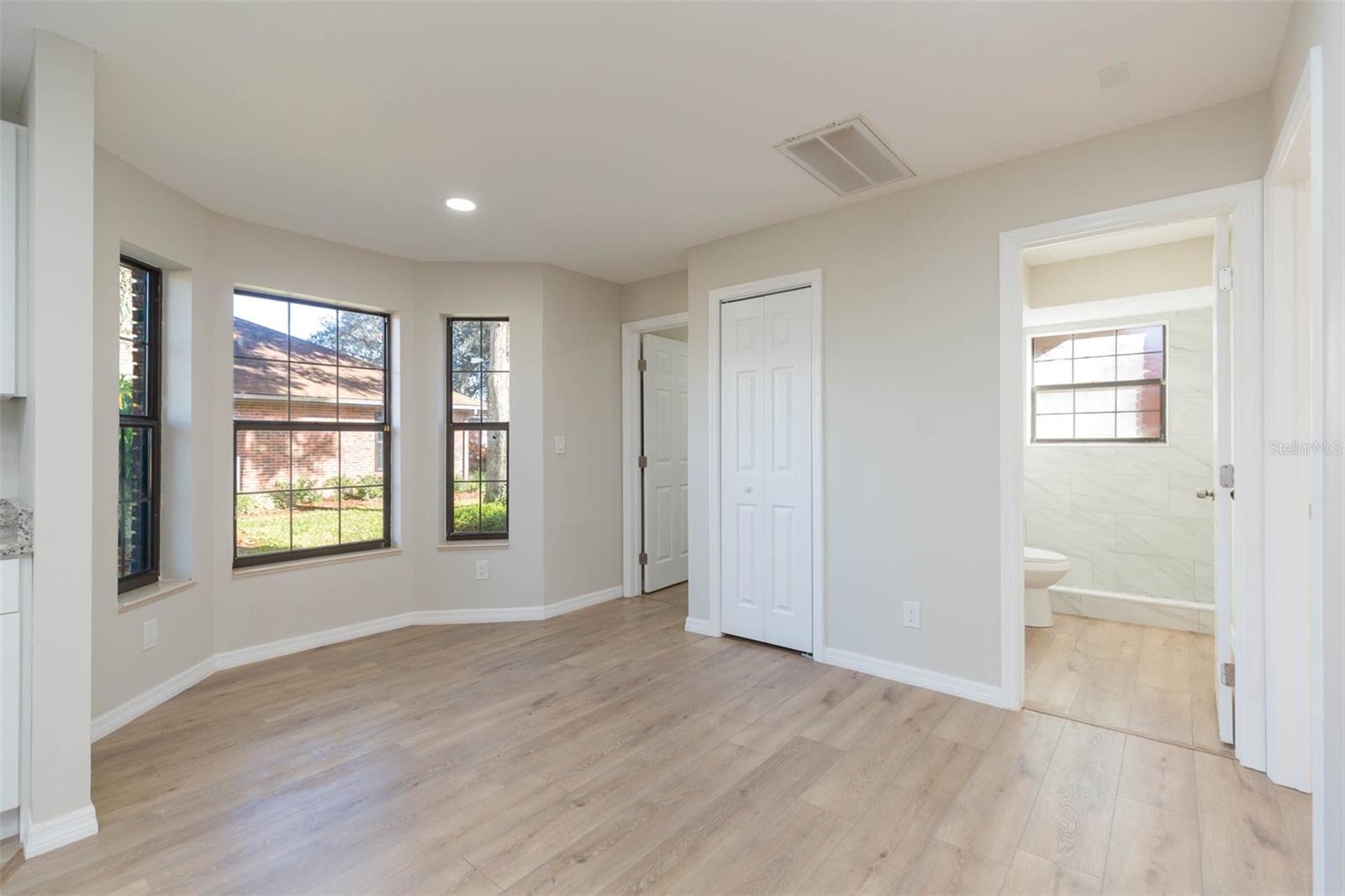 Image 16 of 57 For 6545 Brentwood Drive