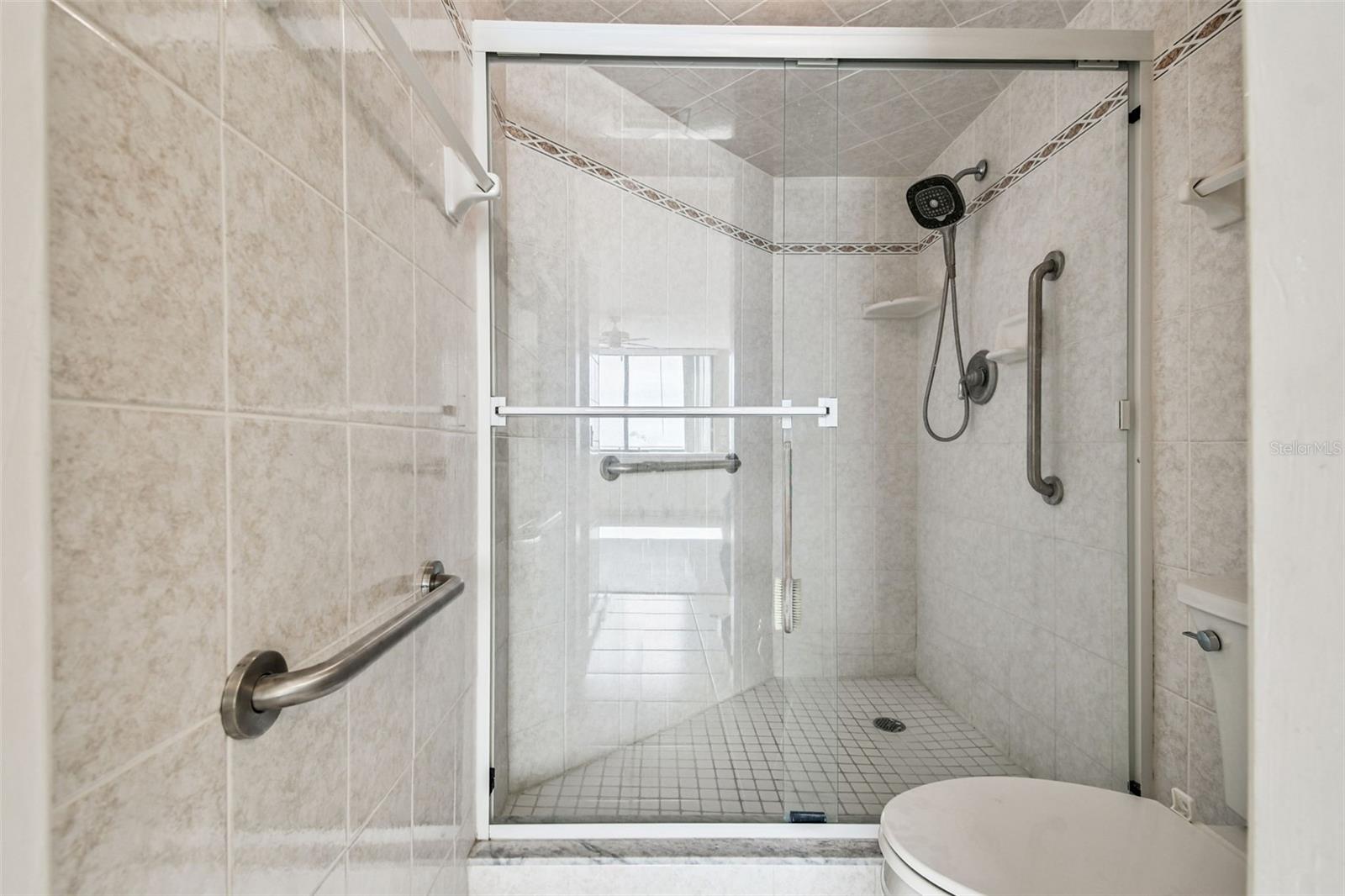 Image 10 of 25 For 6104 Palma Del Mar Boulevard S 402