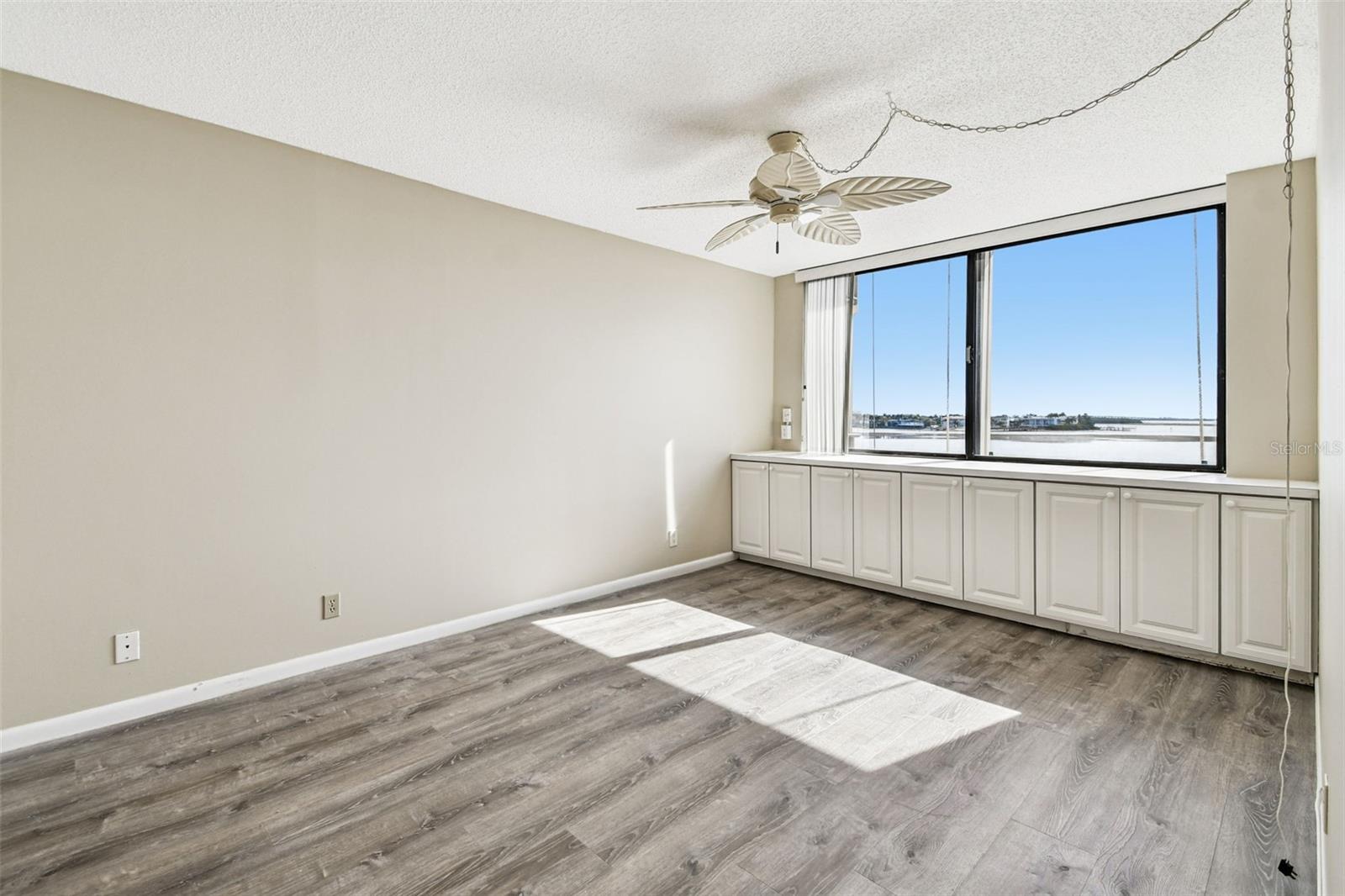 Image 7 of 25 For 6104 Palma Del Mar Boulevard S 402