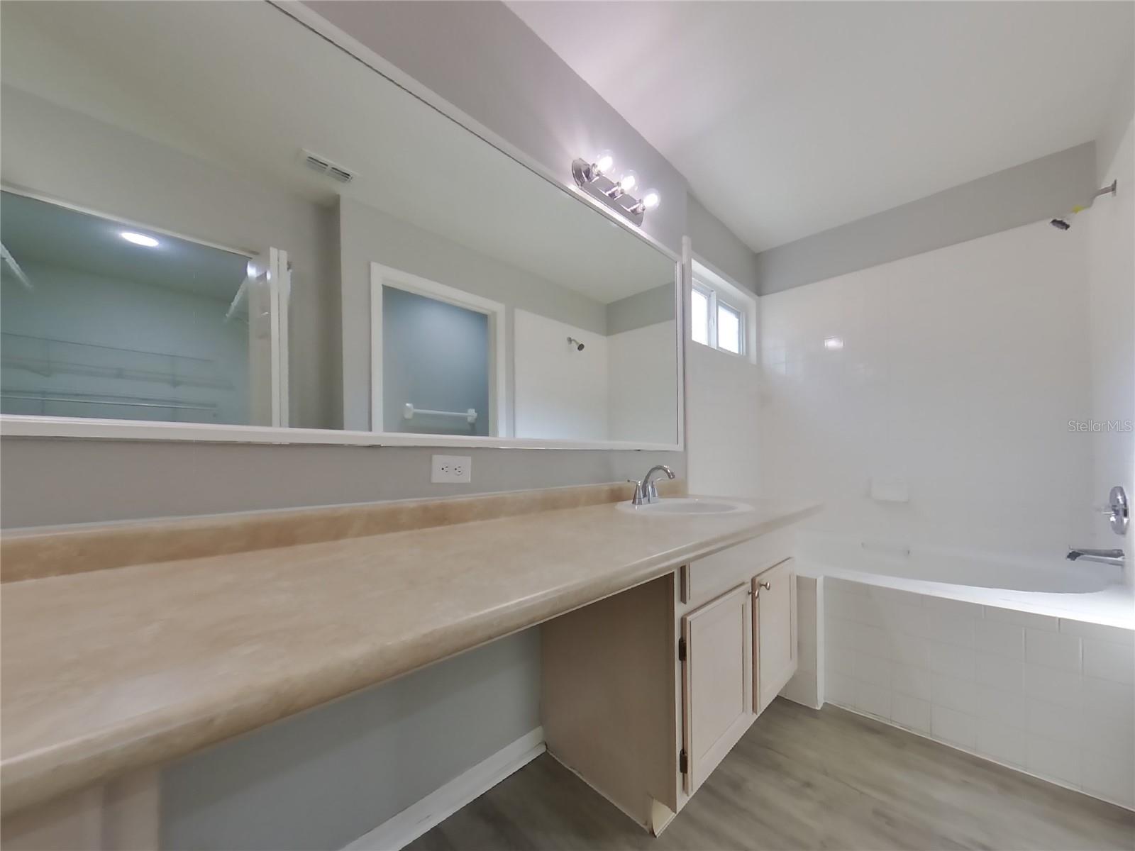 Image 7 of 18 For Address Not Provided