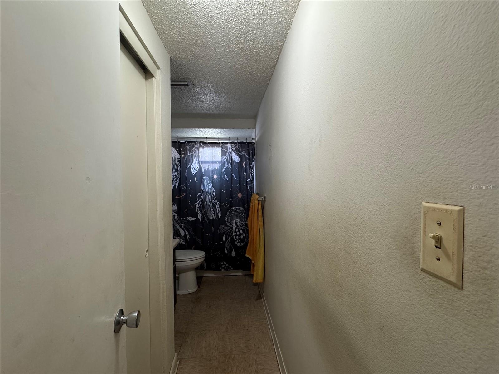 Image 10 of 40 For 1004 Melrose Street