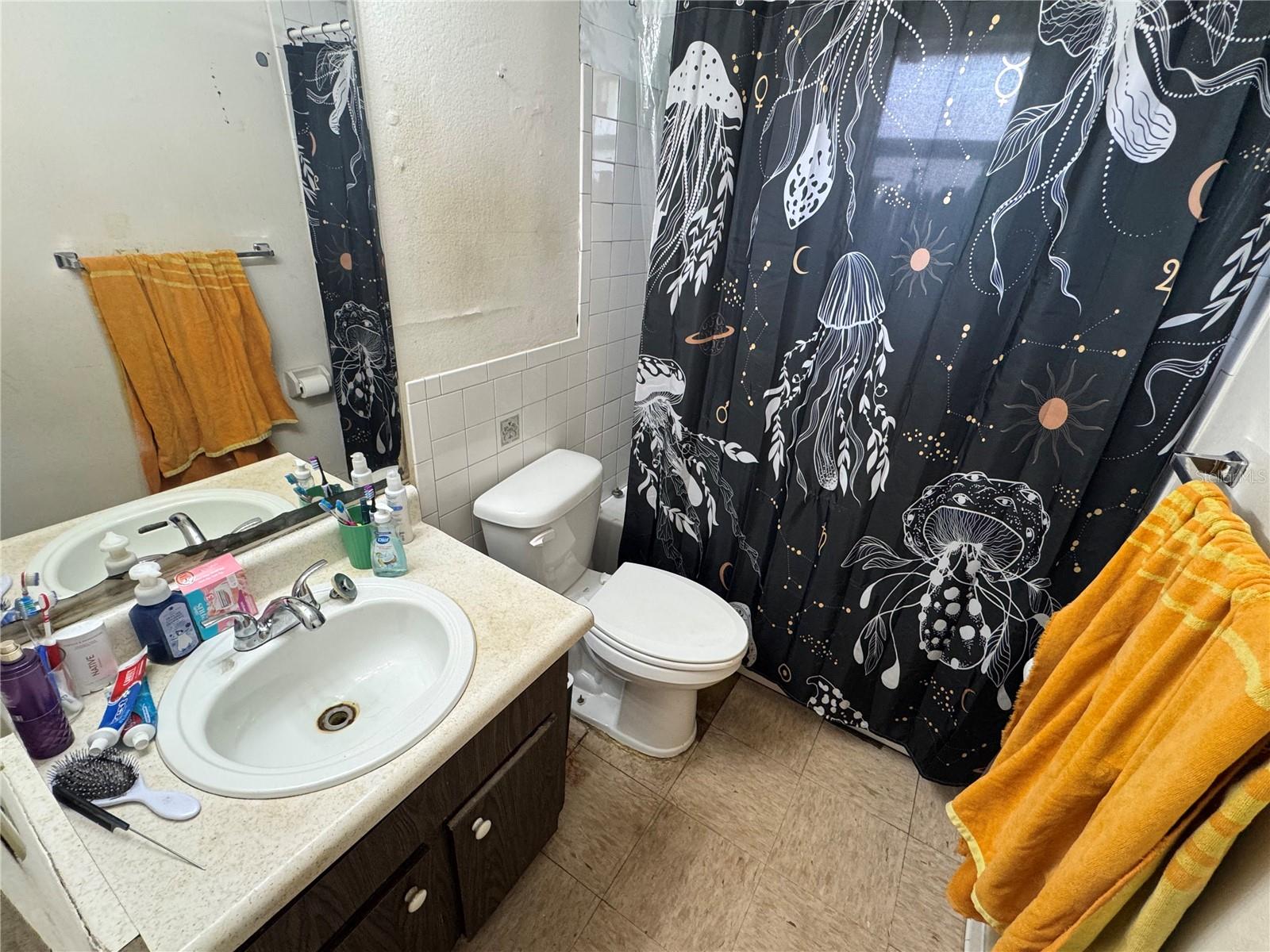 Image 11 of 40 For 1004 Melrose Street