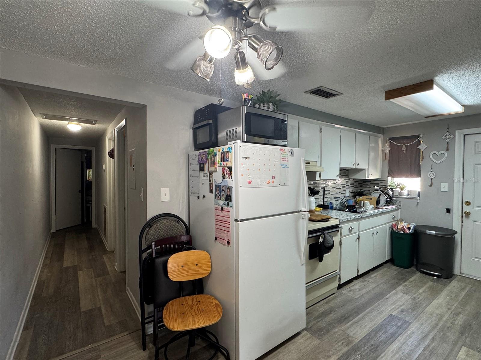 Image 24 of 40 For 1004 Melrose Street