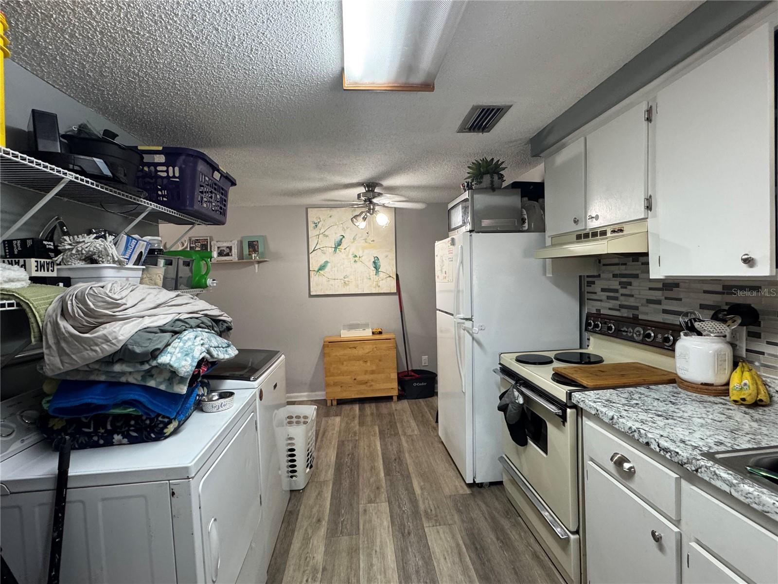 Image 27 of 40 For 1004 Melrose Street