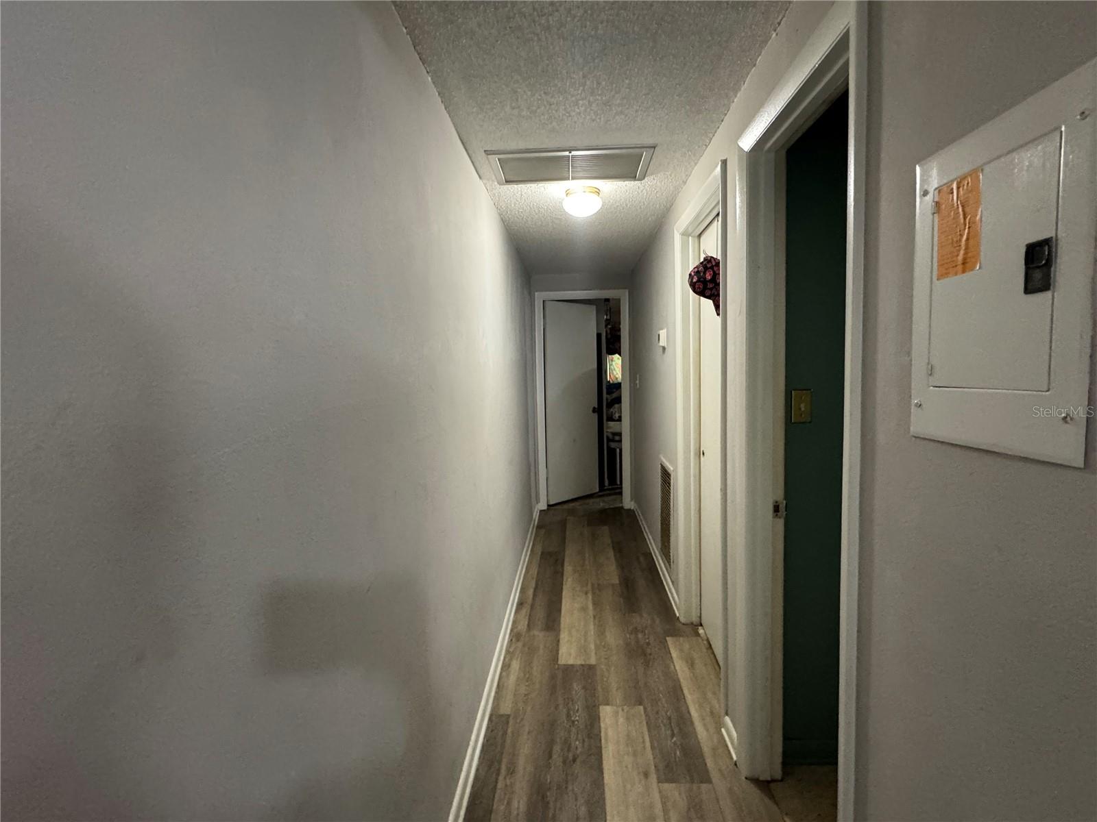 Image 28 of 40 For 1004 Melrose Street