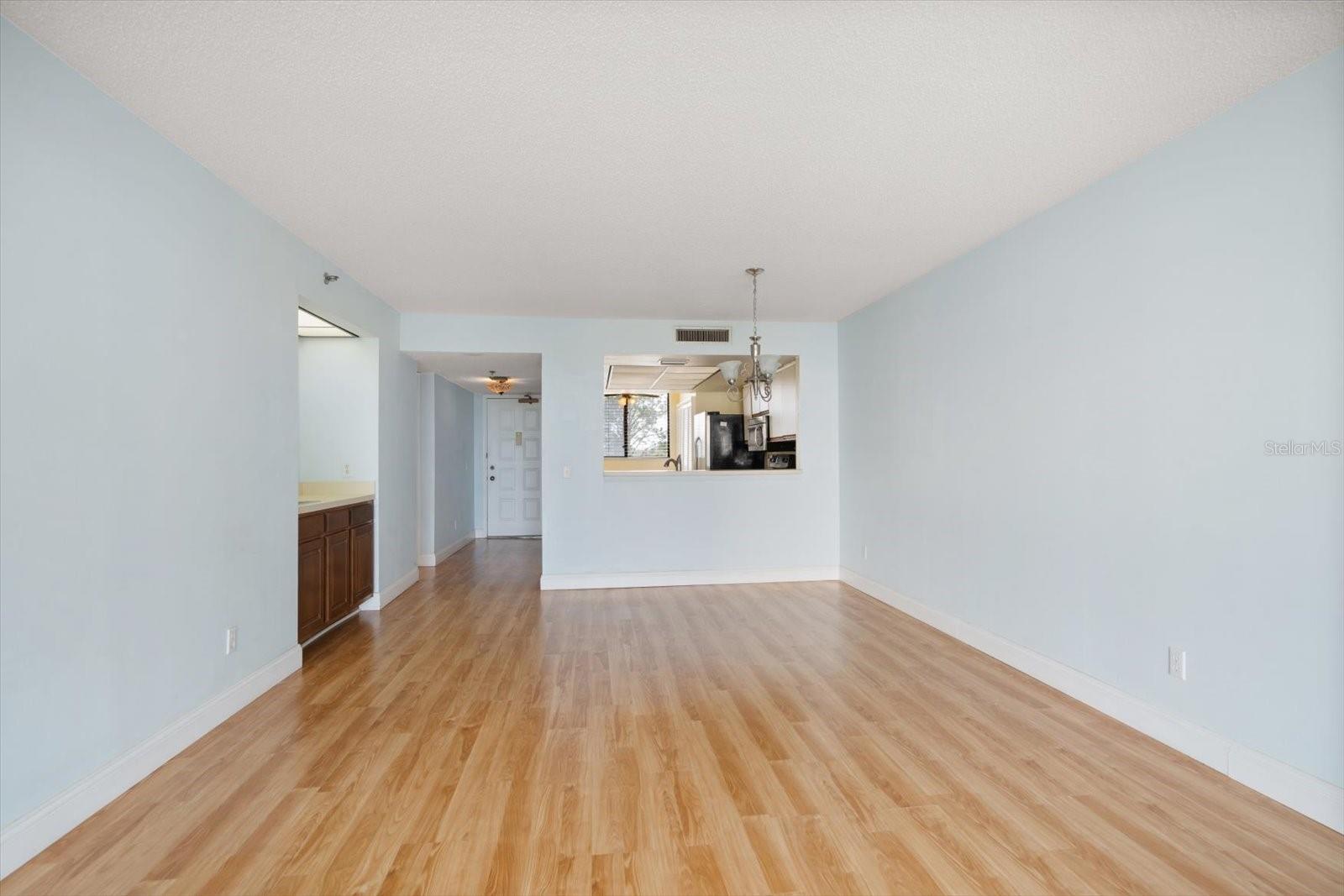 Image 19 of 56 For 11590 Shipwatch Drive 447