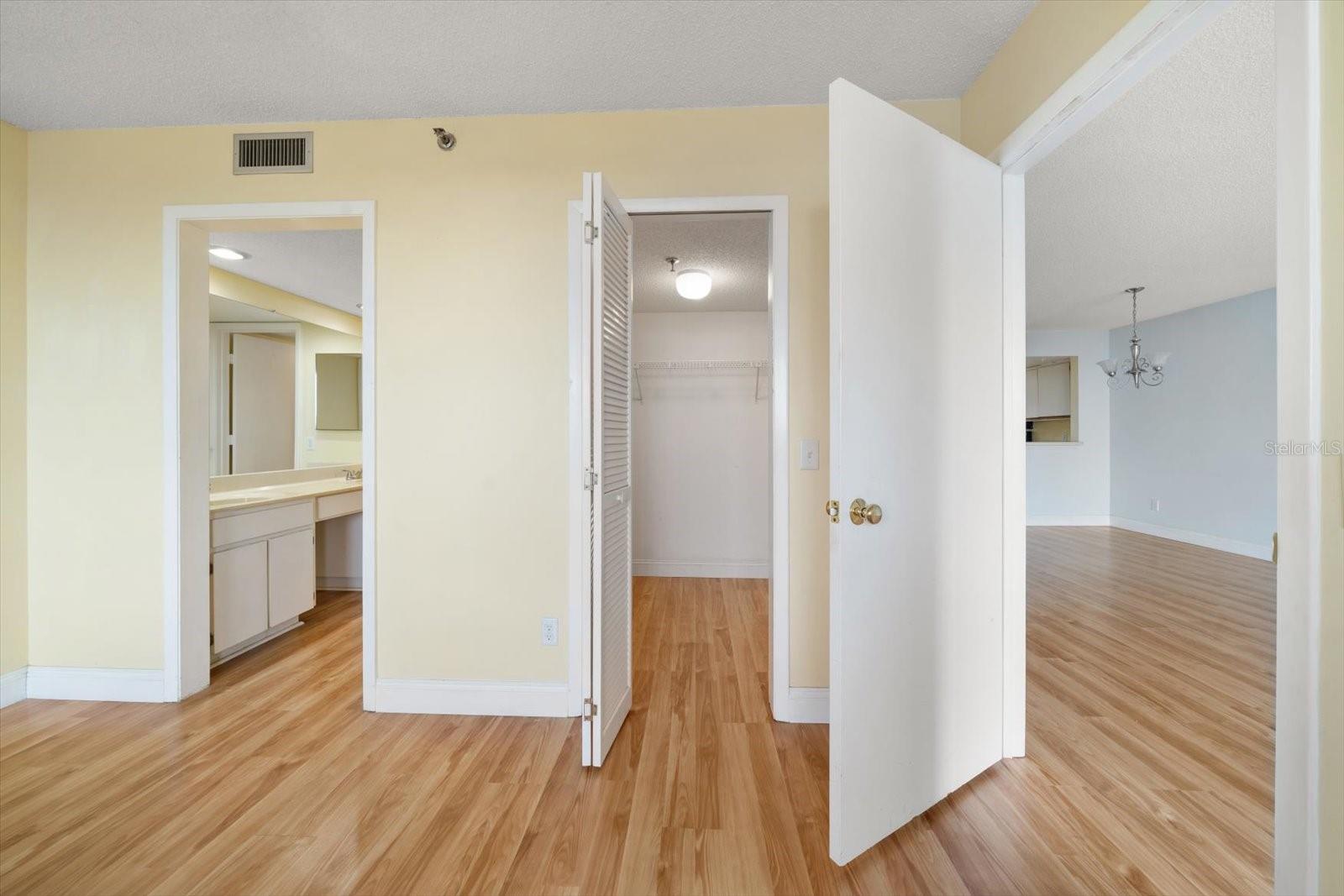 Image 29 of 56 For 11590 Shipwatch Drive 447