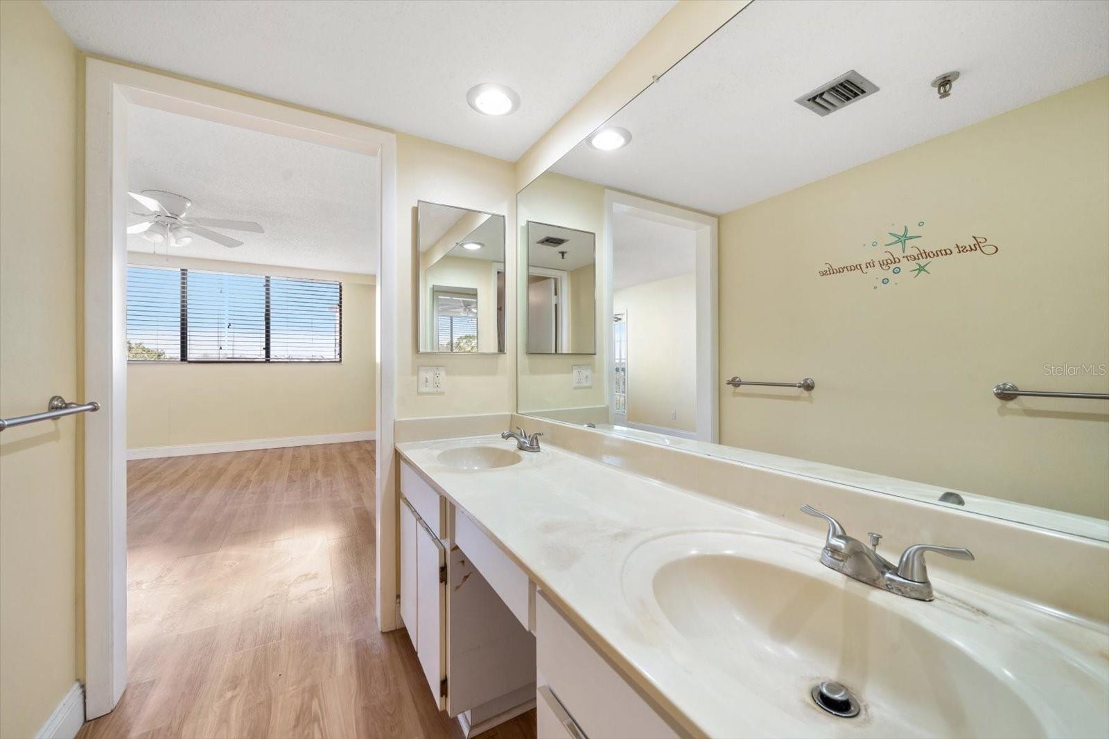 Image 32 of 56 For 11590 Shipwatch Drive 447