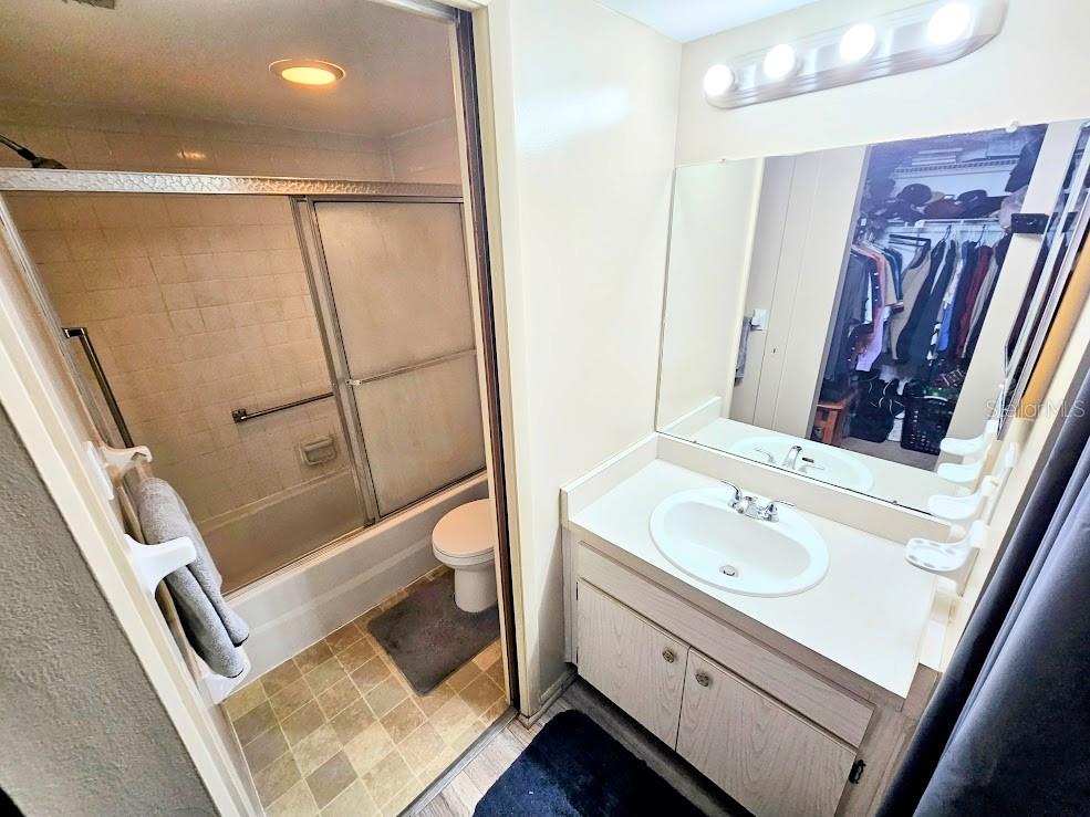 Listing photo id 12 for 7700 92nd Street 203