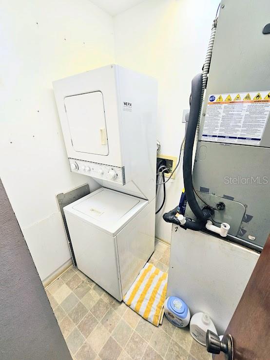 Listing photo id 19 for 7700 92nd Street 203