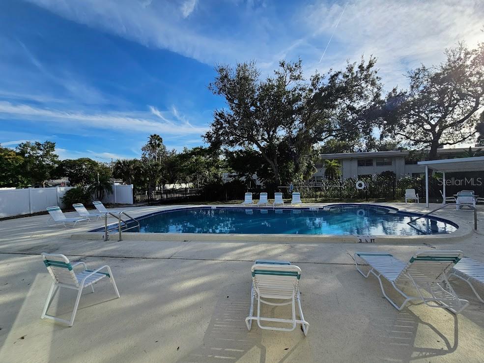 Listing photo id 24 for 7700 92nd Street 203