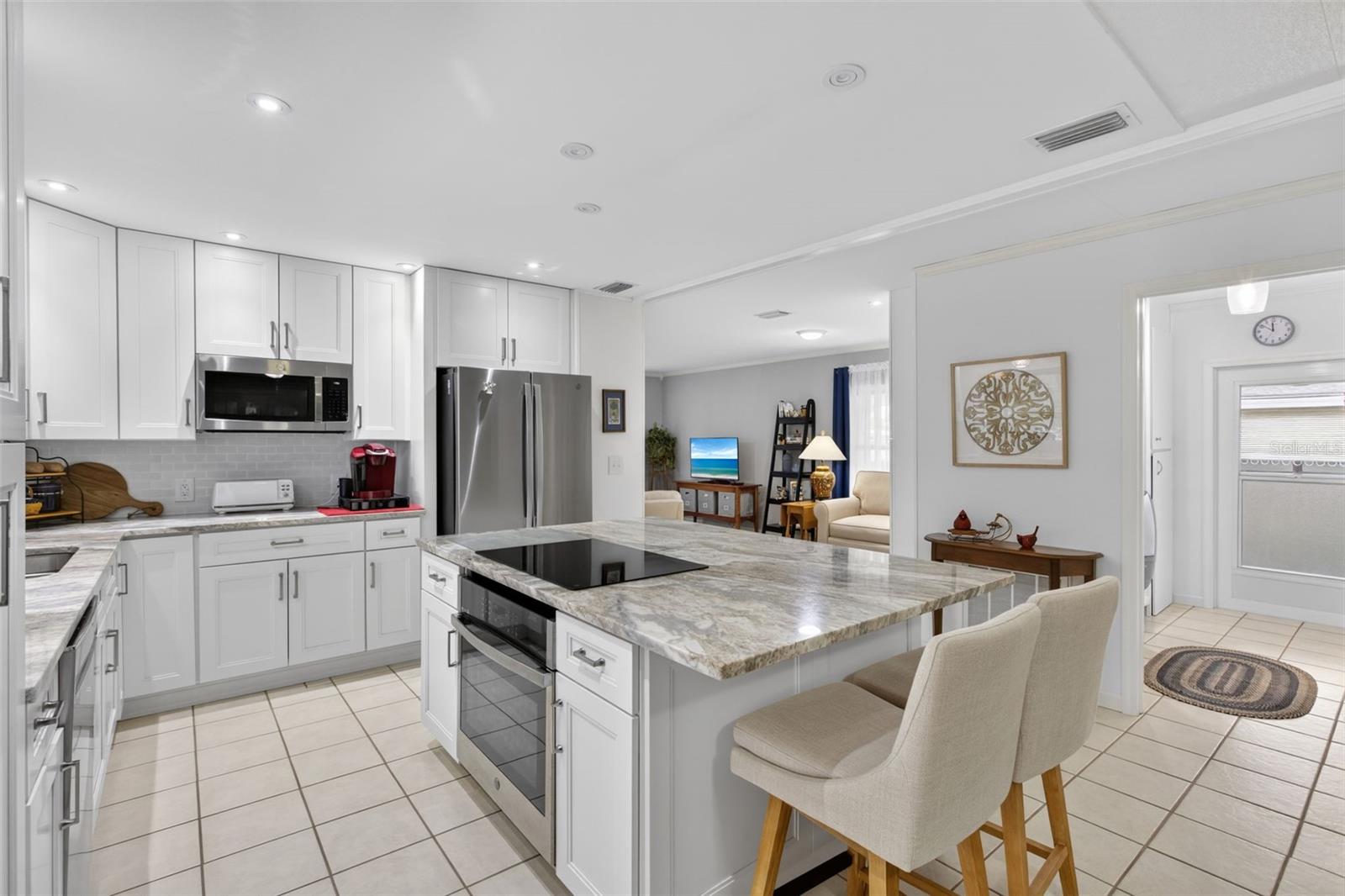 Image 9 of 40 For 521 El Prado