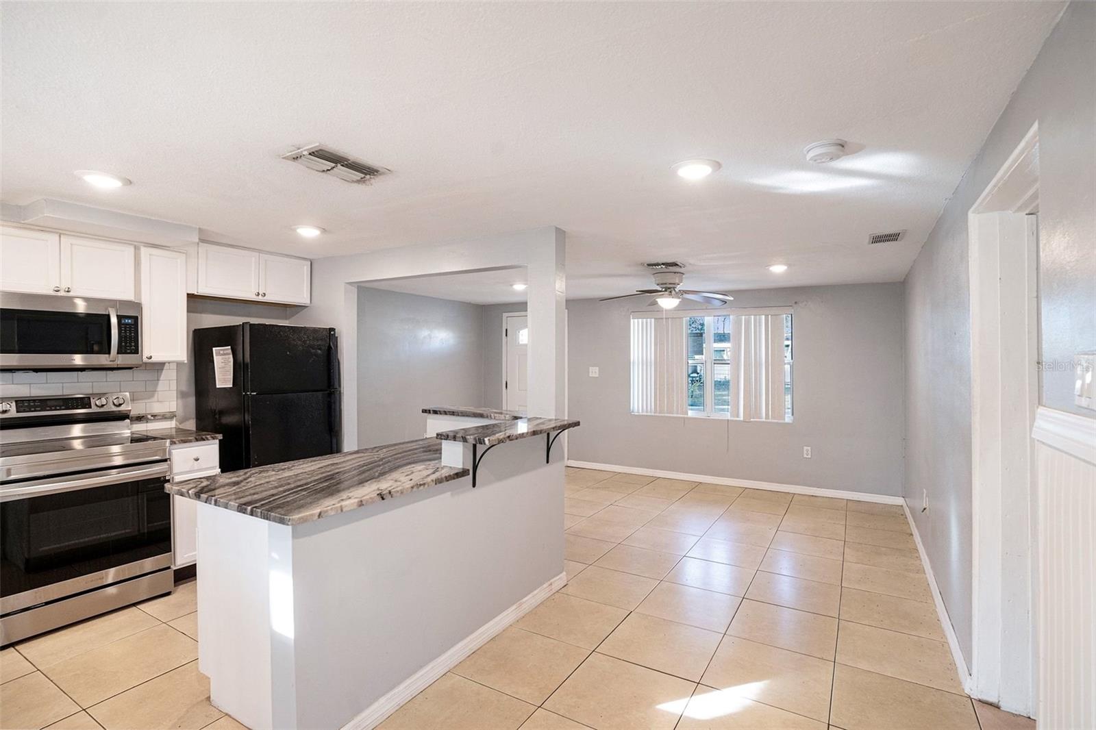 Image 13 of 34 For 4624 Belfast Drive