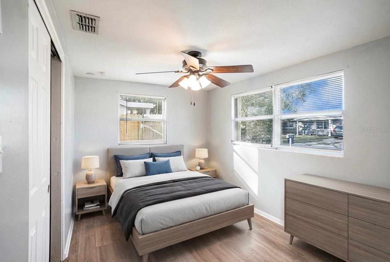 Image 19 of 34 For 4624 Belfast Drive