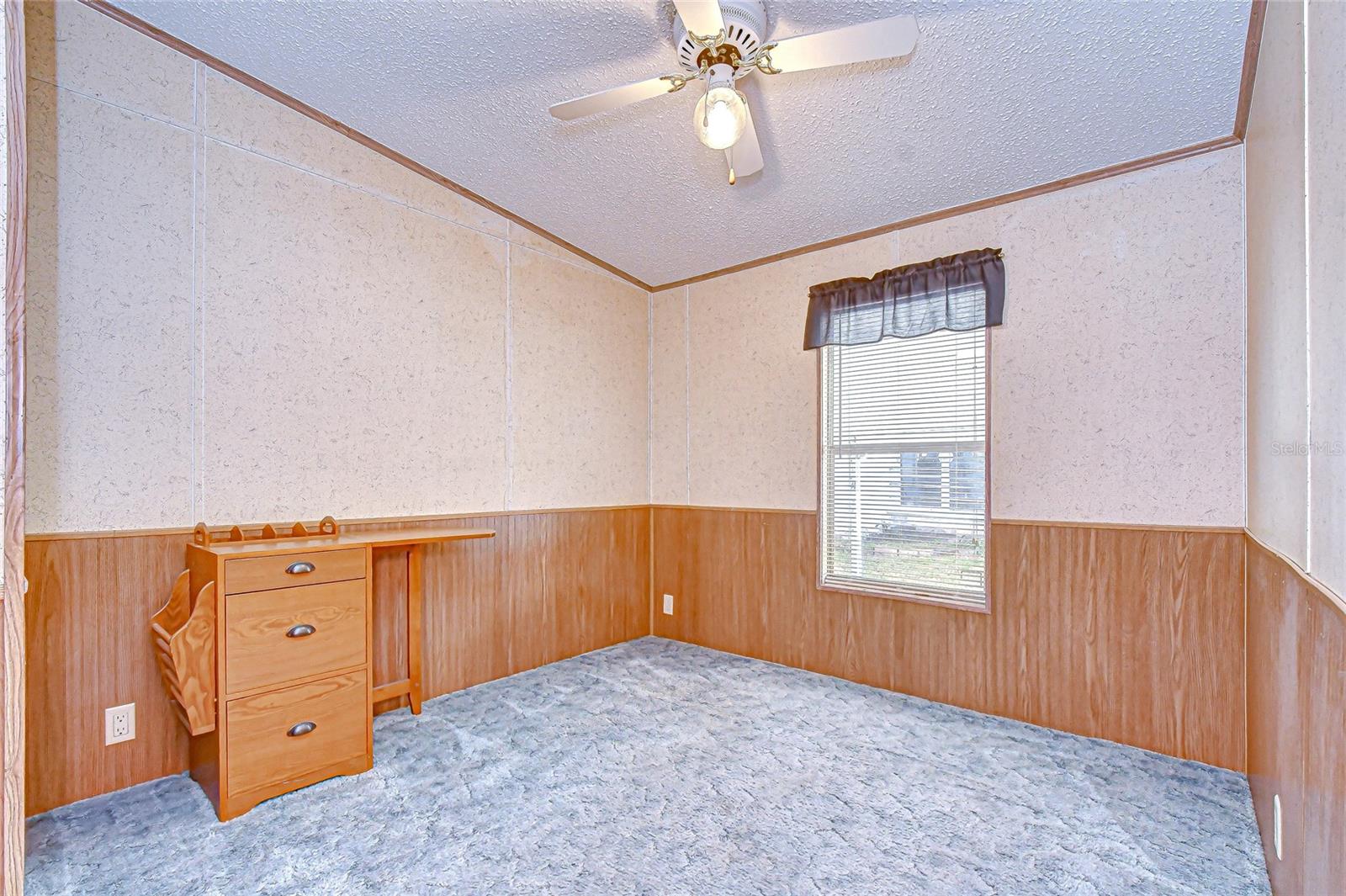 Image 21 of 46 For 6246 Midland Street