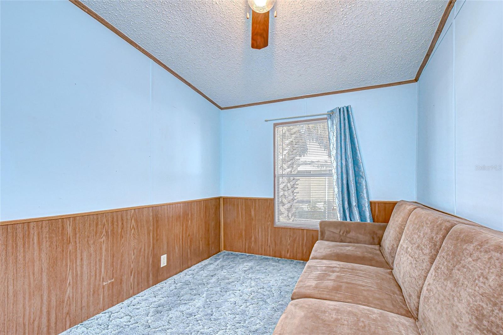 Image 24 of 46 For 6246 Midland Street