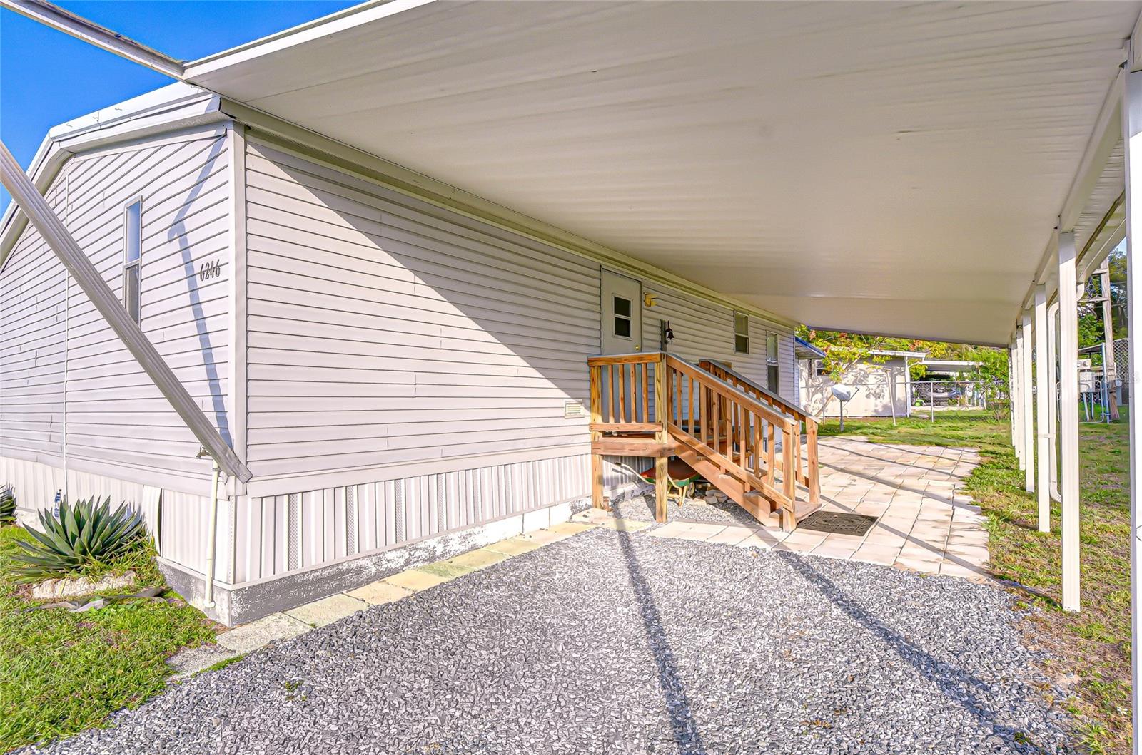 Image 39 of 46 For 6246 Midland Street