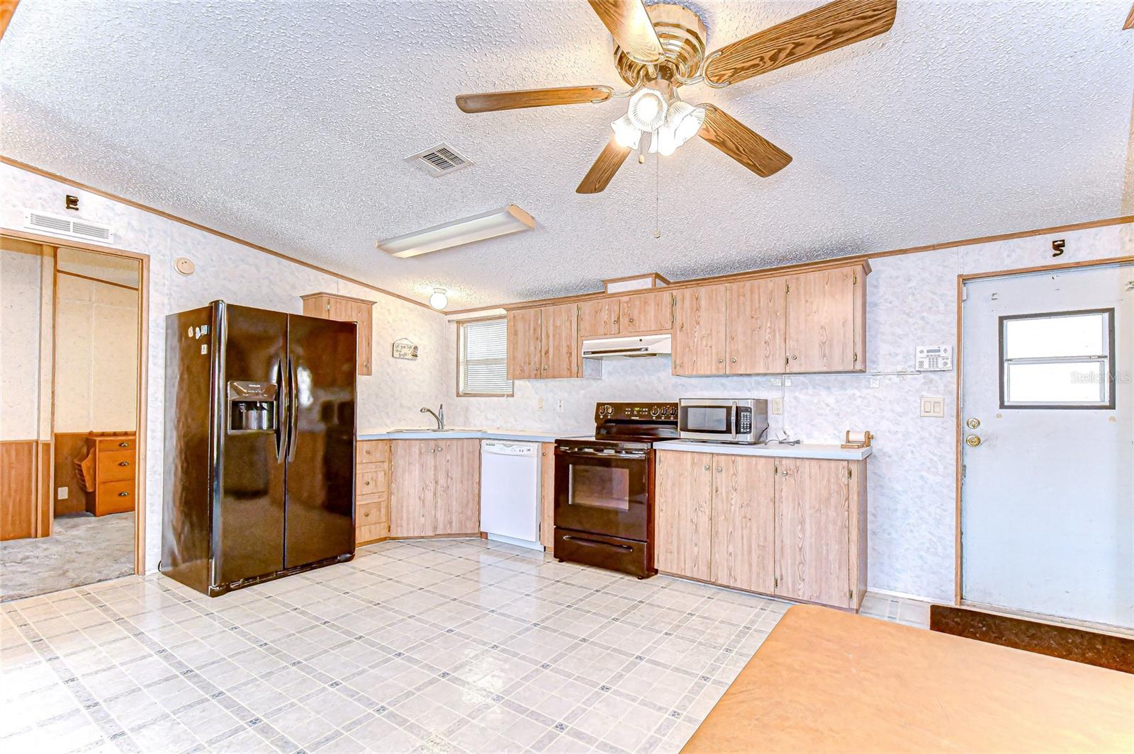 Image 5 of 46 For 6246 Midland Street