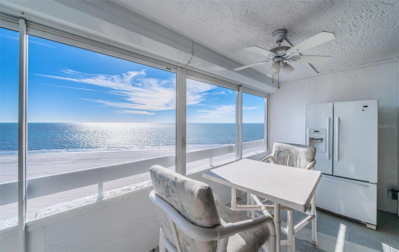 Listing photo id 22 for 17940 Gulf Boulevard 7b