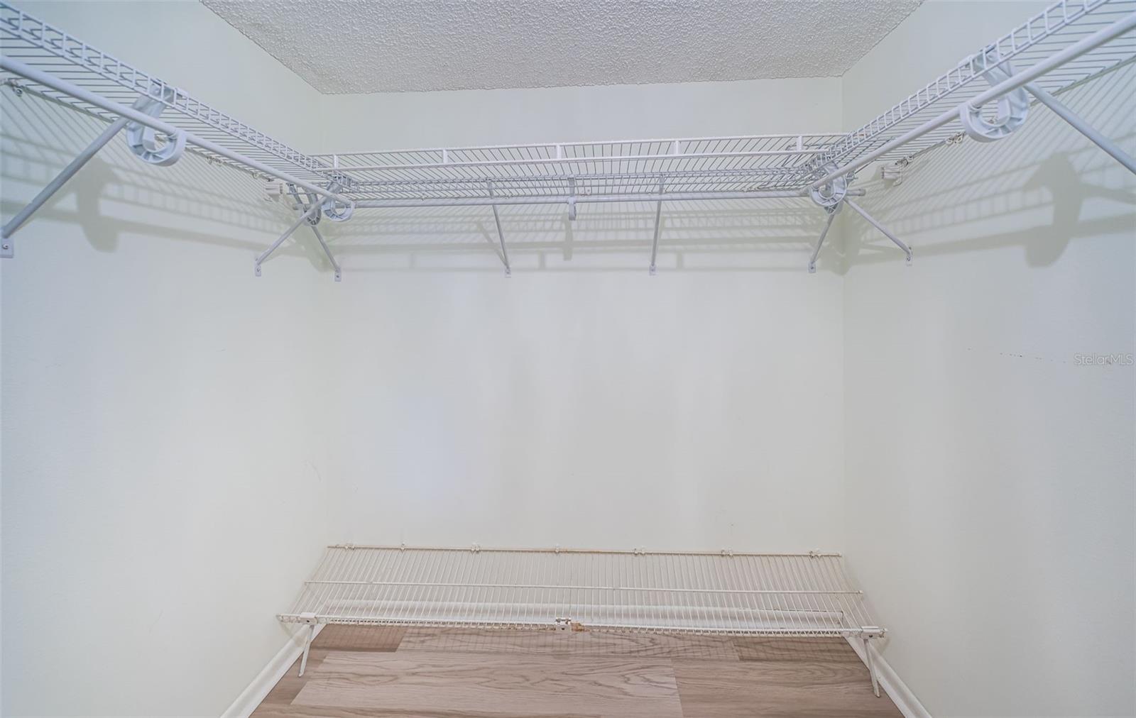 Listing photo id 39 for 17940 Gulf Boulevard 7b