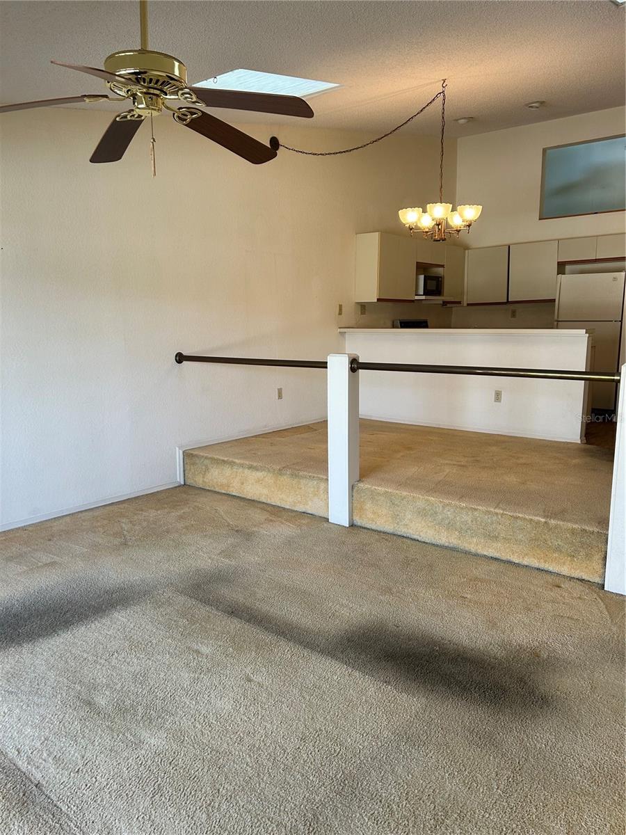 Image 3 of 17 For 6204 92nd Place N 3705