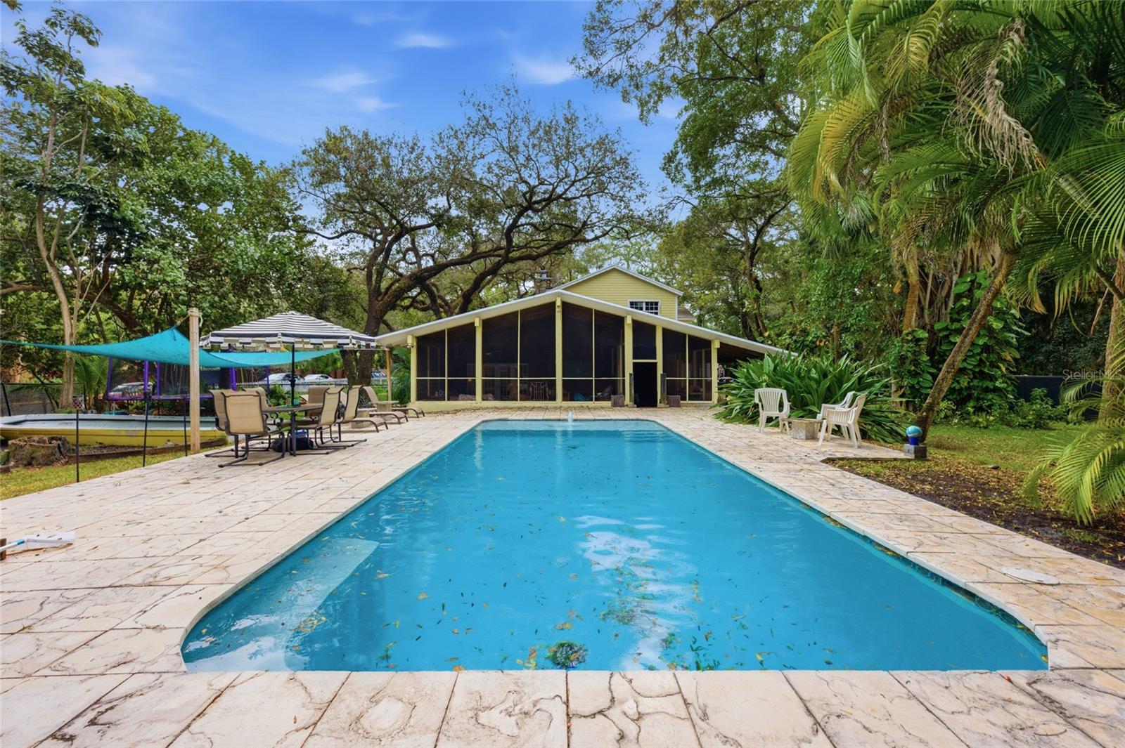 Image 2 of 70 For 2221 28th Way