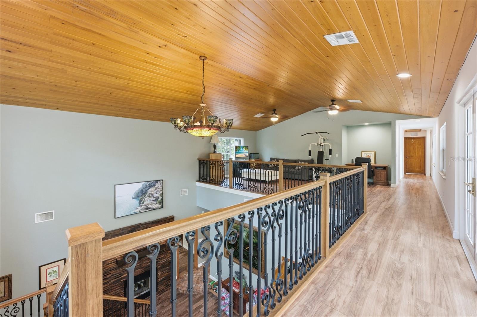 Image 21 of 70 For 2221 28th Way