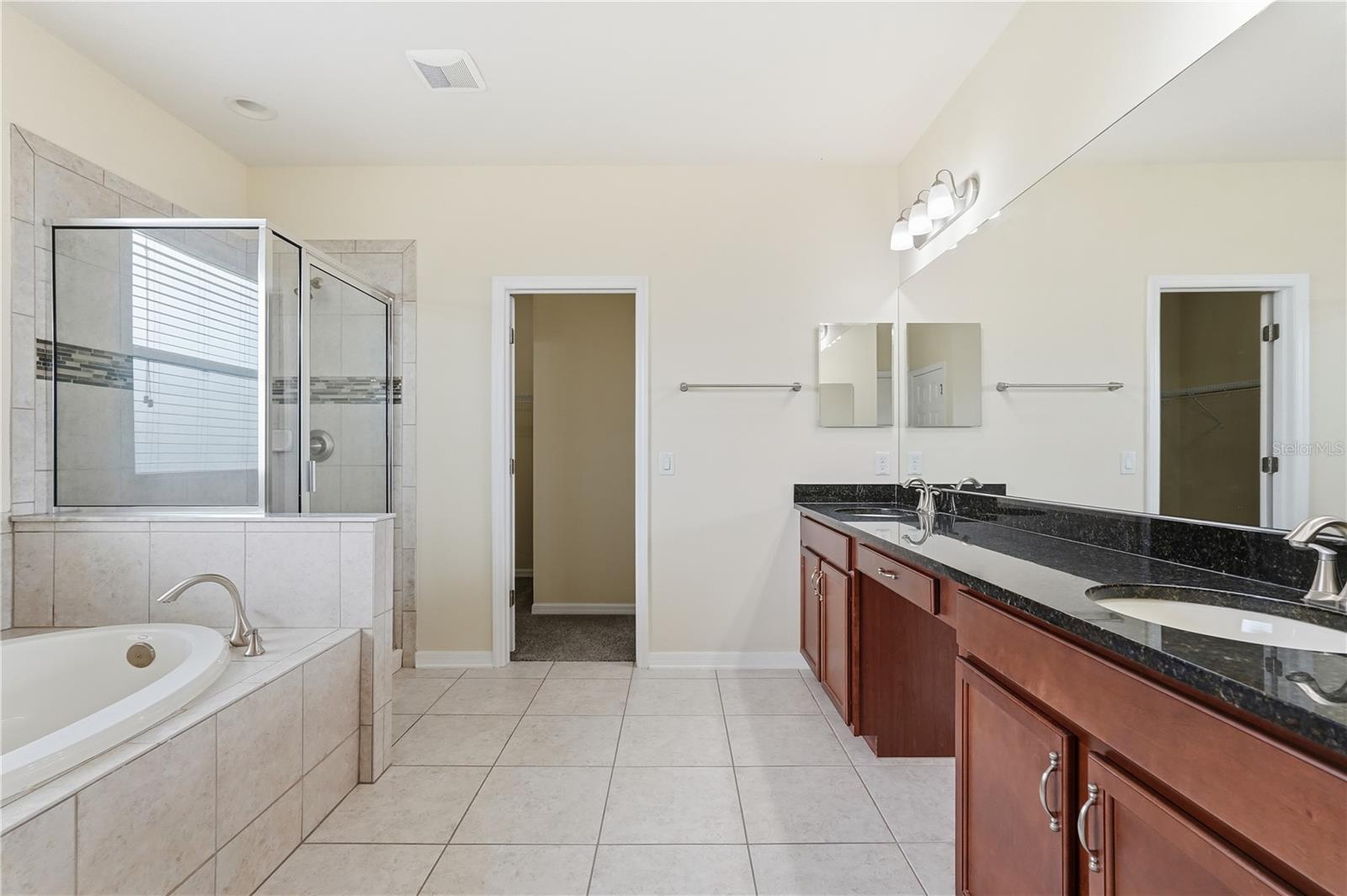 Listing photo id 24 for 20203 Autumn Fern Avenue