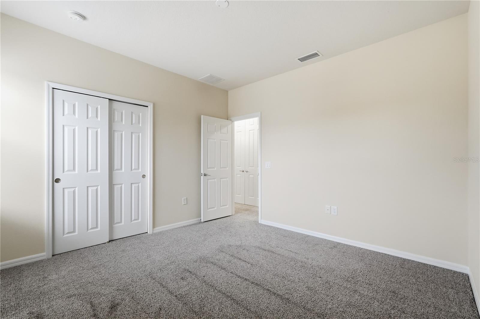 Listing photo id 26 for 20203 Autumn Fern Avenue