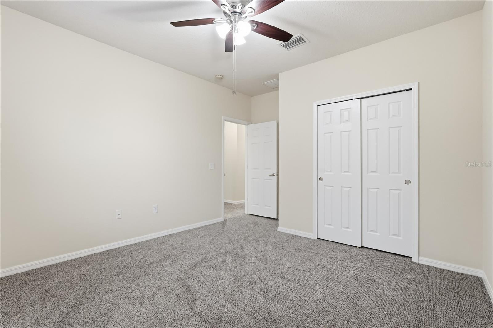 Listing photo id 28 for 20203 Autumn Fern Avenue