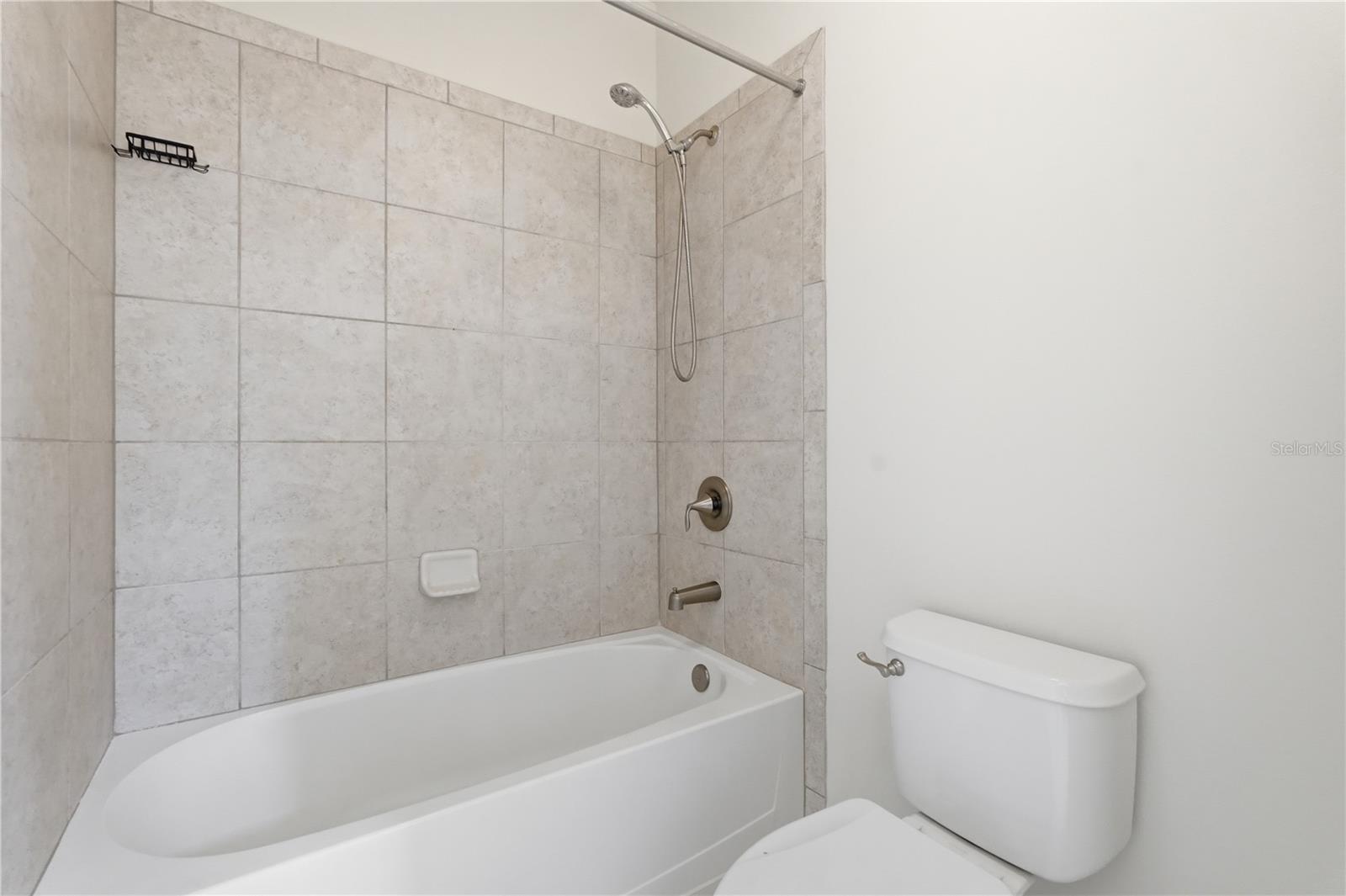 Listing photo id 32 for 20203 Autumn Fern Avenue