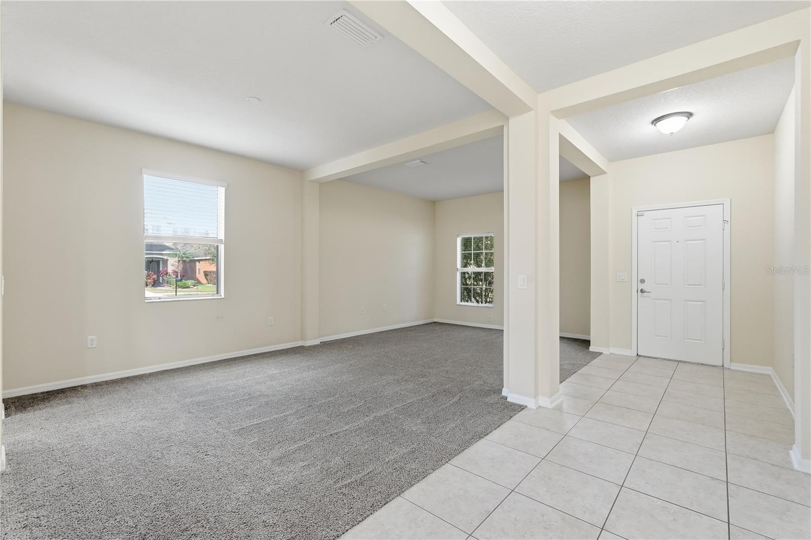 Listing photo id 3 for 20203 Autumn Fern Avenue