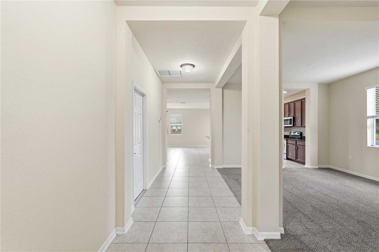 Listing photo id 4 for 20203 Autumn Fern Avenue